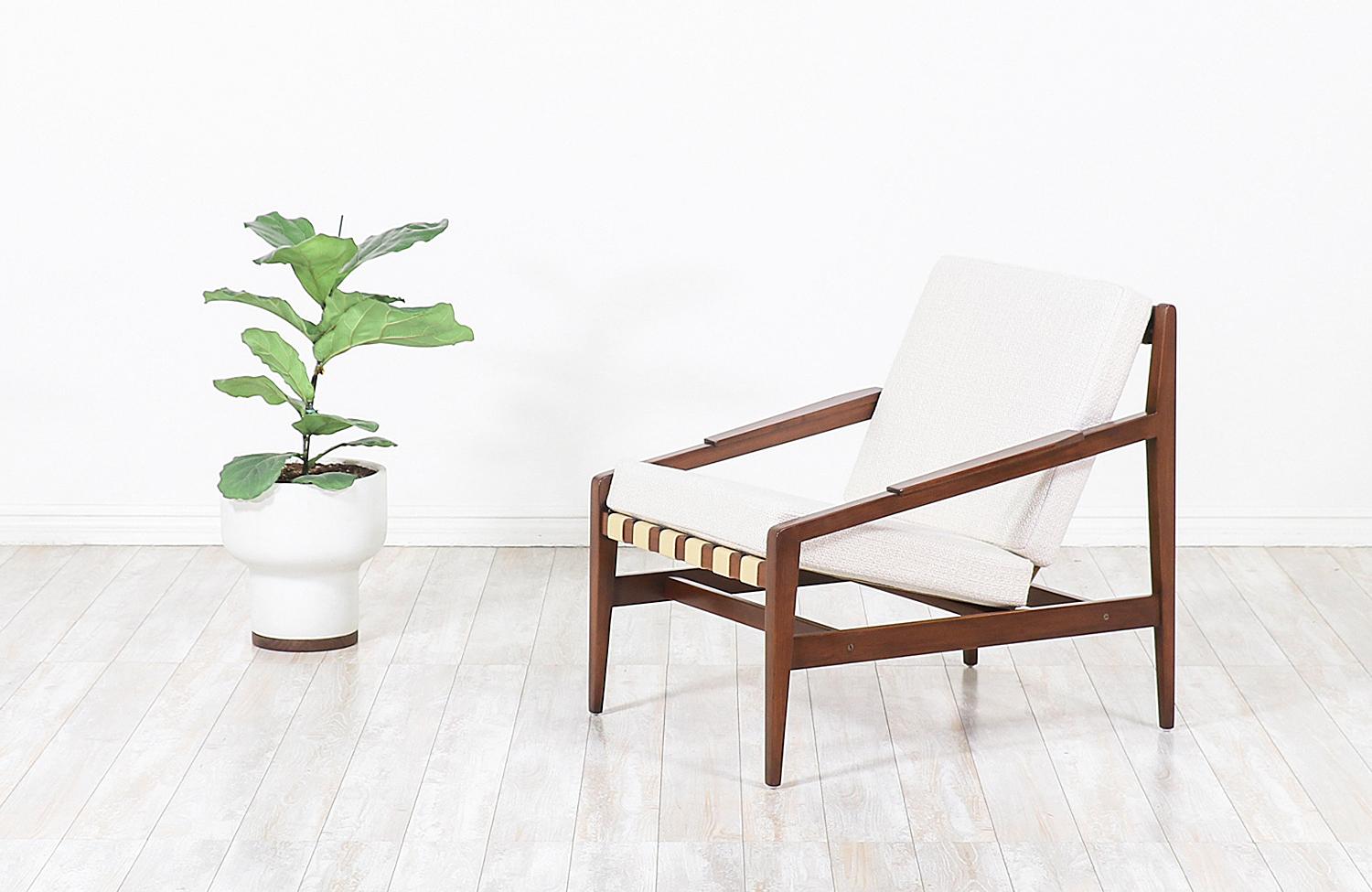 Mid-Century Modern Ib Kofod-Larsen Lounge Chair Selig