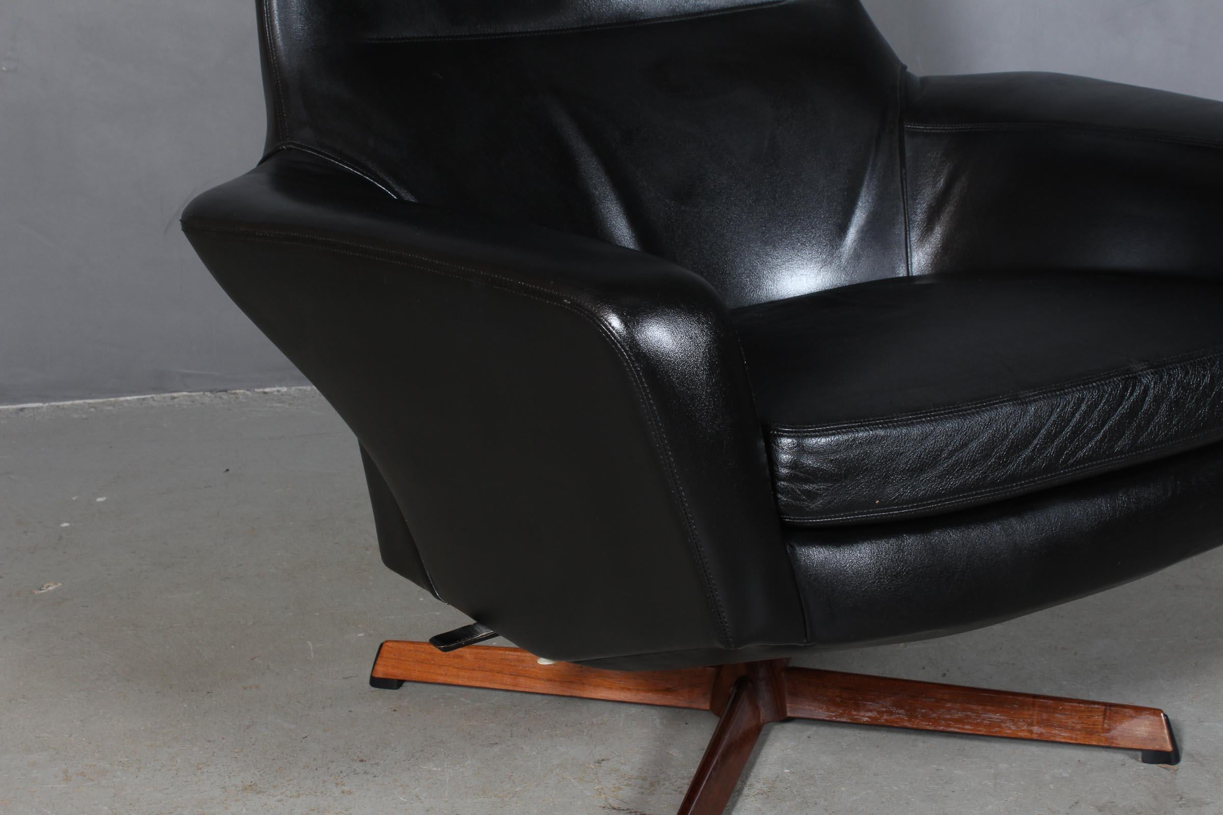 Mid-20th Century Ib Kofod-Larsen Lounge Chair with Ottoman