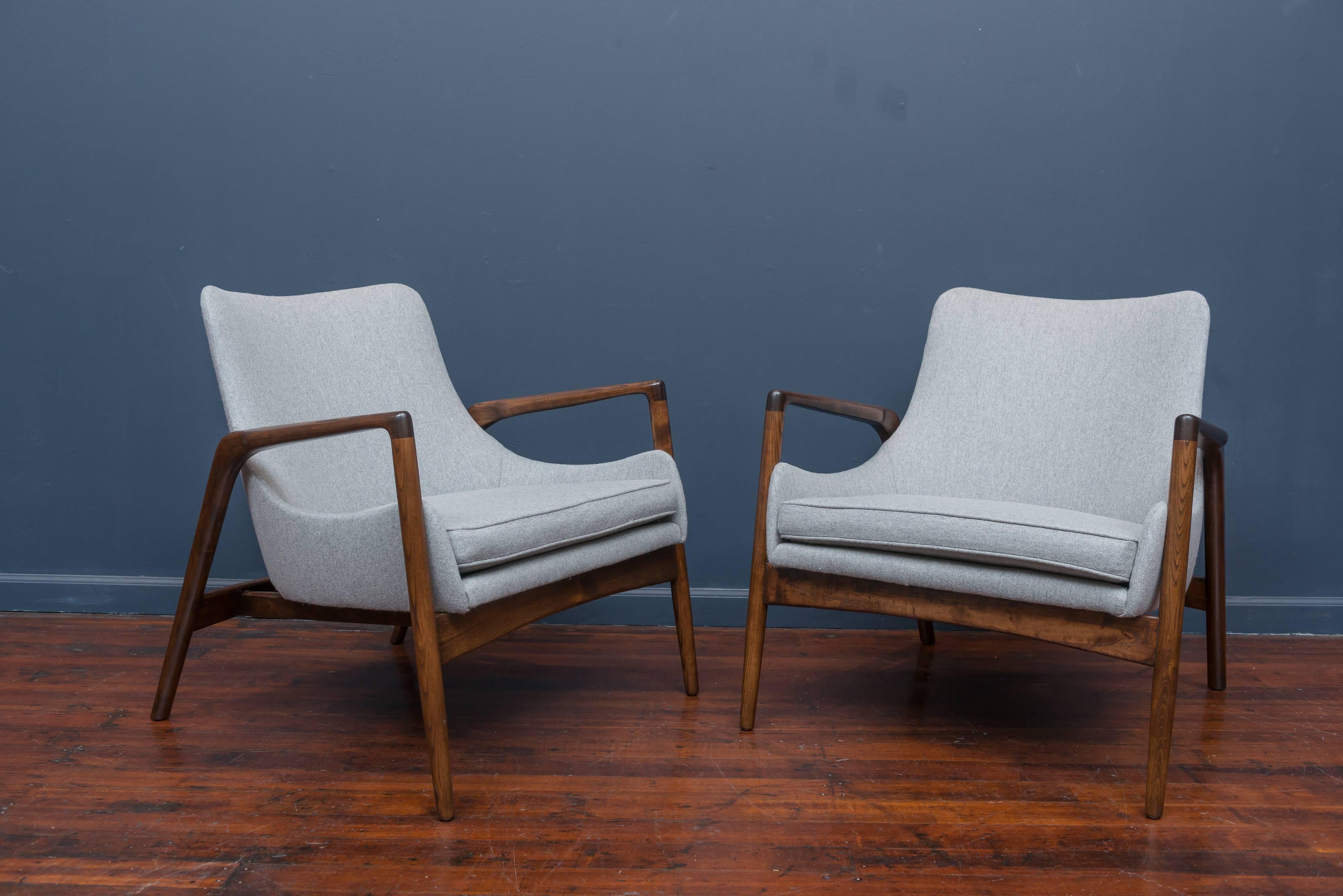 Ib Kofod-Larsen Lounge Chairs 1