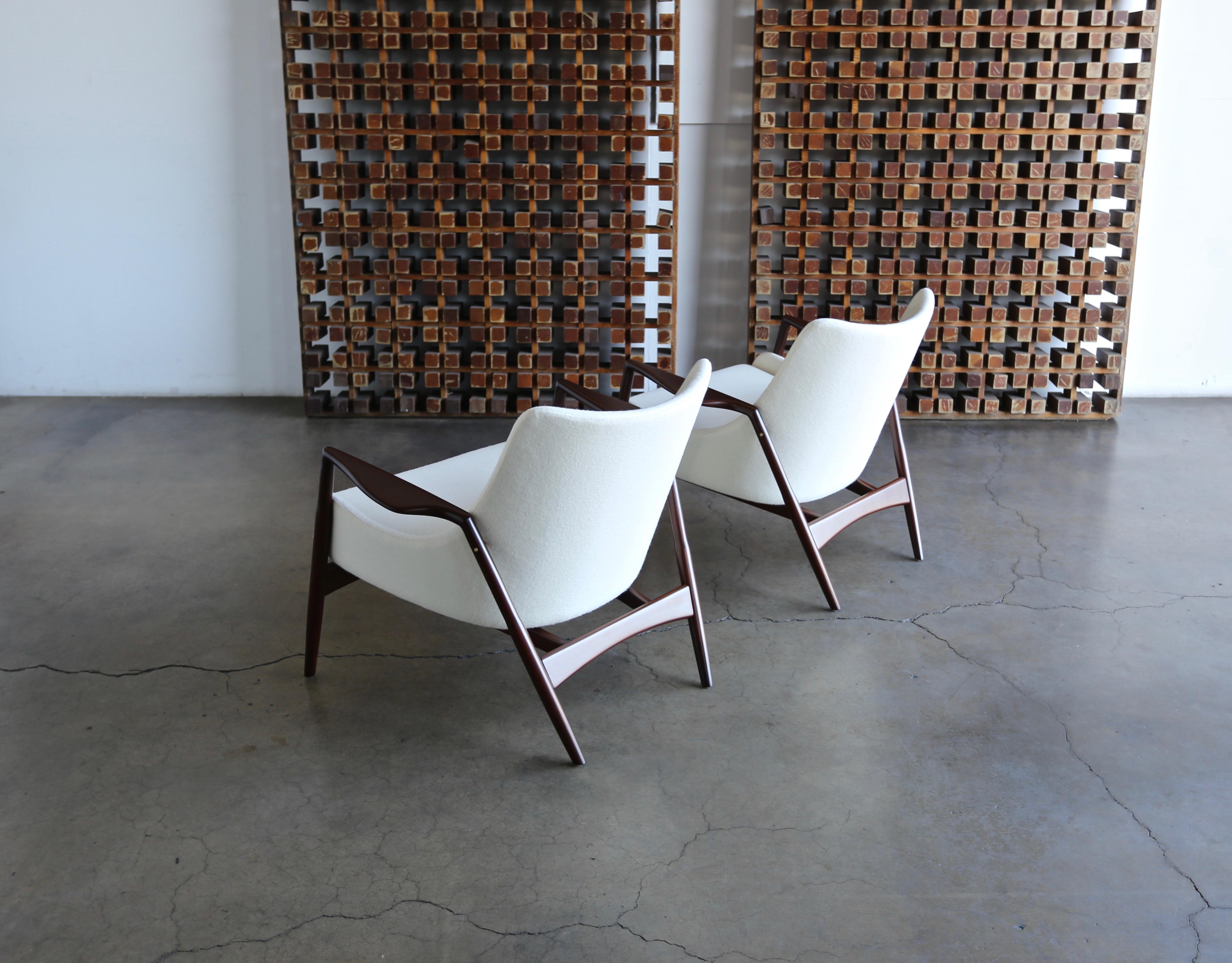 Ib Kofod-Larsen Lounge Chairs for Selig, circa 1955 6