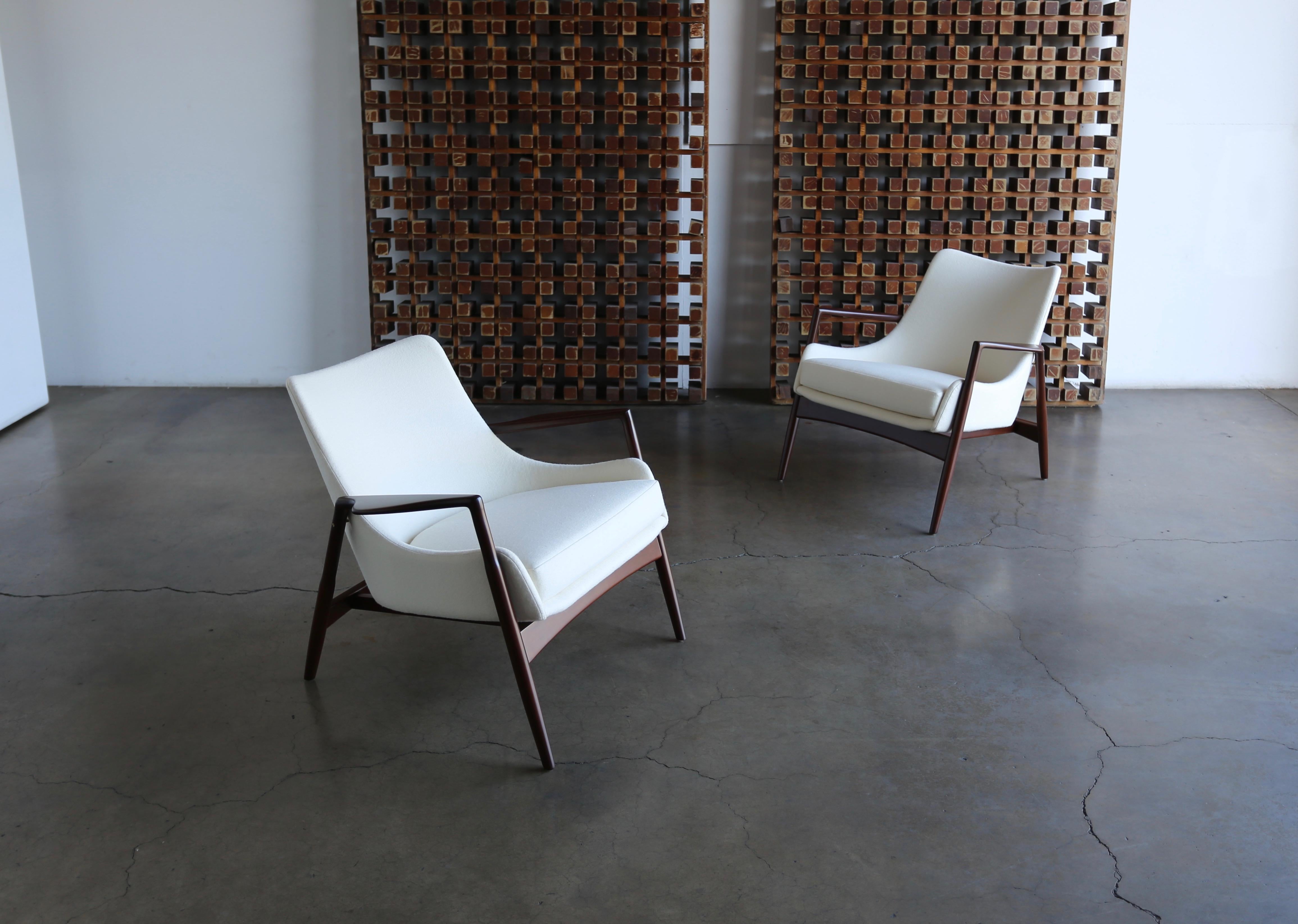Mid-Century Modern Ib Kofod-Larsen Lounge Chairs for Selig, circa 1955