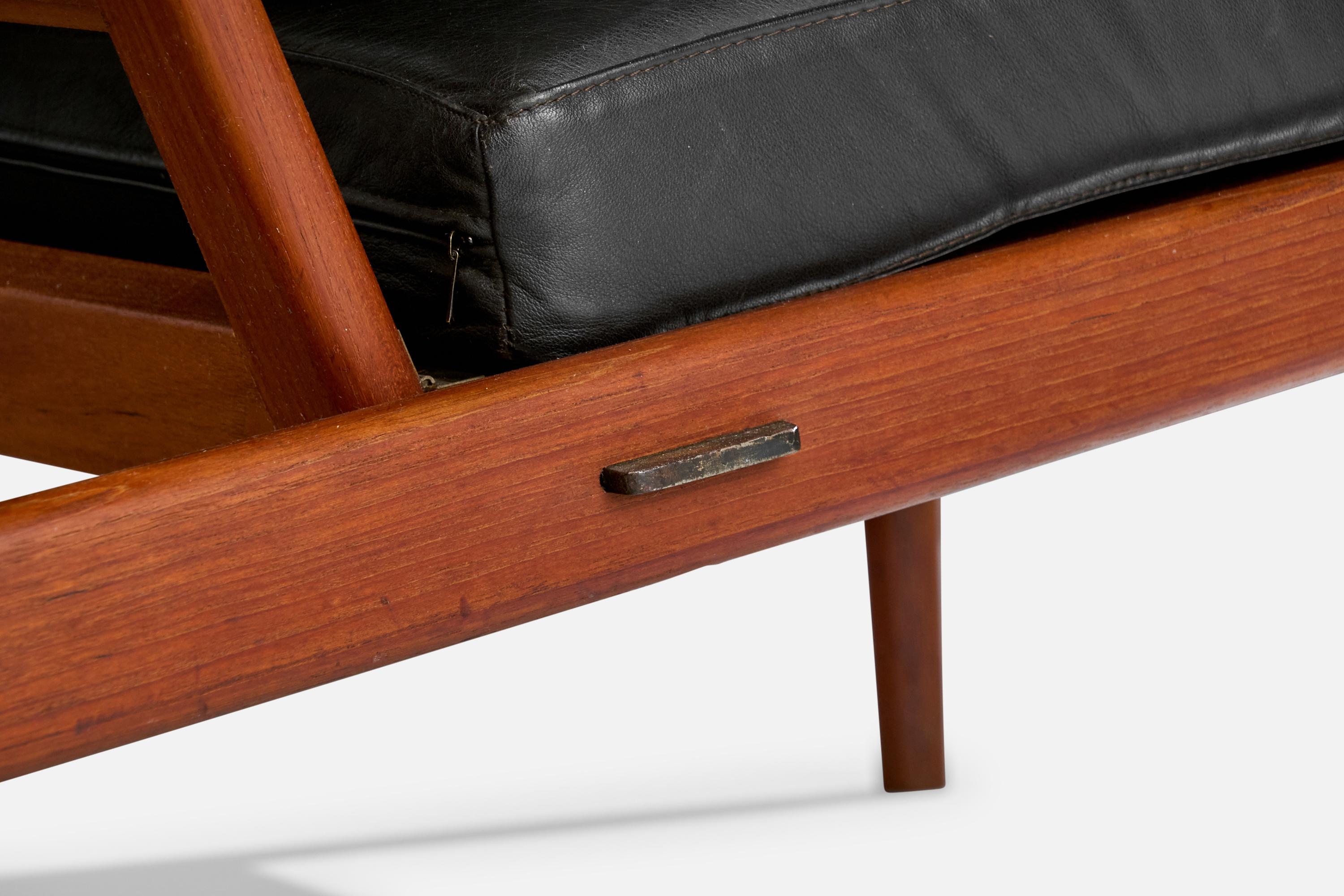 Ib Kofod-Larsen, Chaises longues, teck, cuir, Suède, années 1950 en vente 3