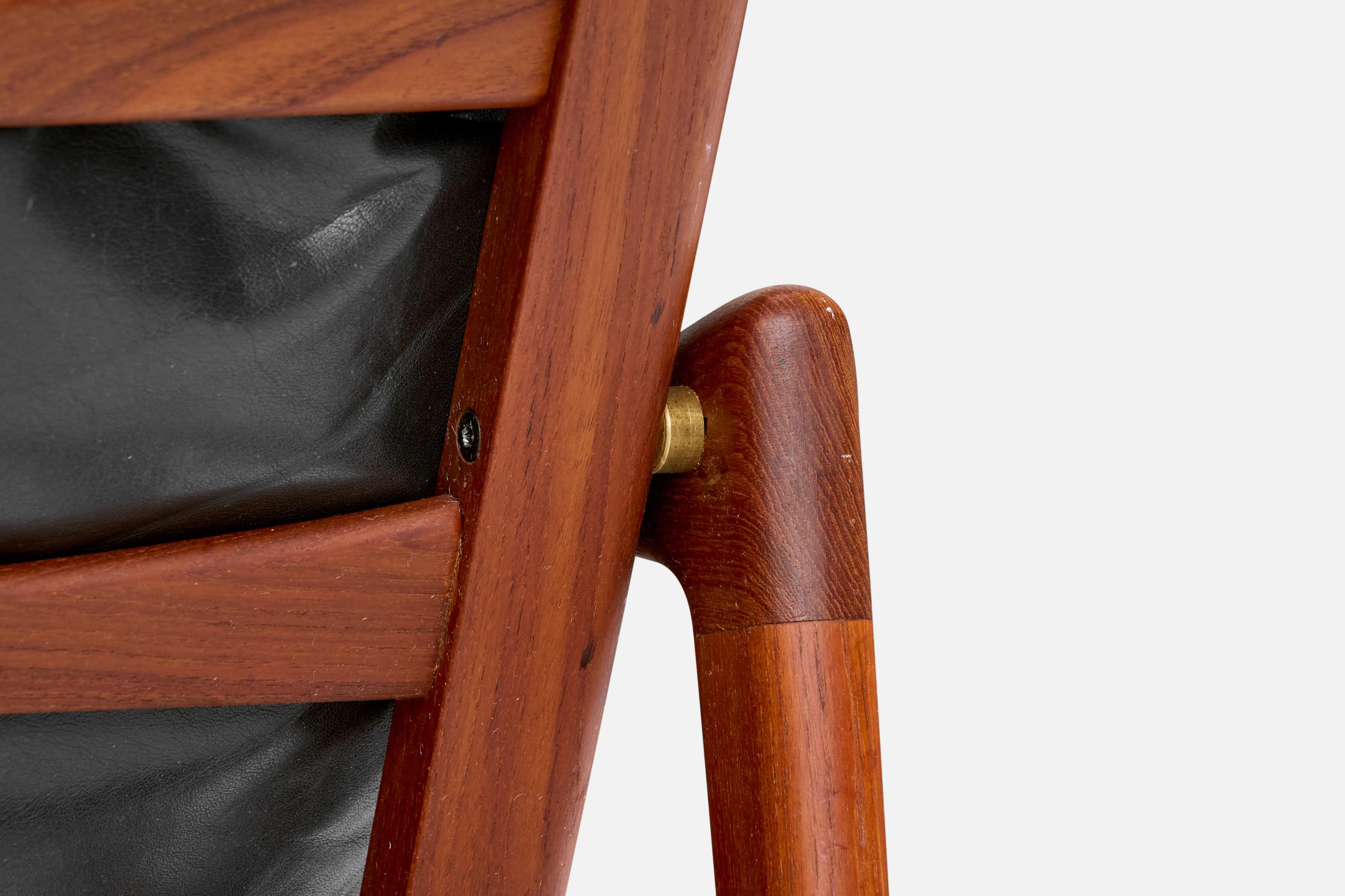 Ib Kofod-Larsen, Chaises longues, teck, cuir, Suède, années 1950 en vente 5