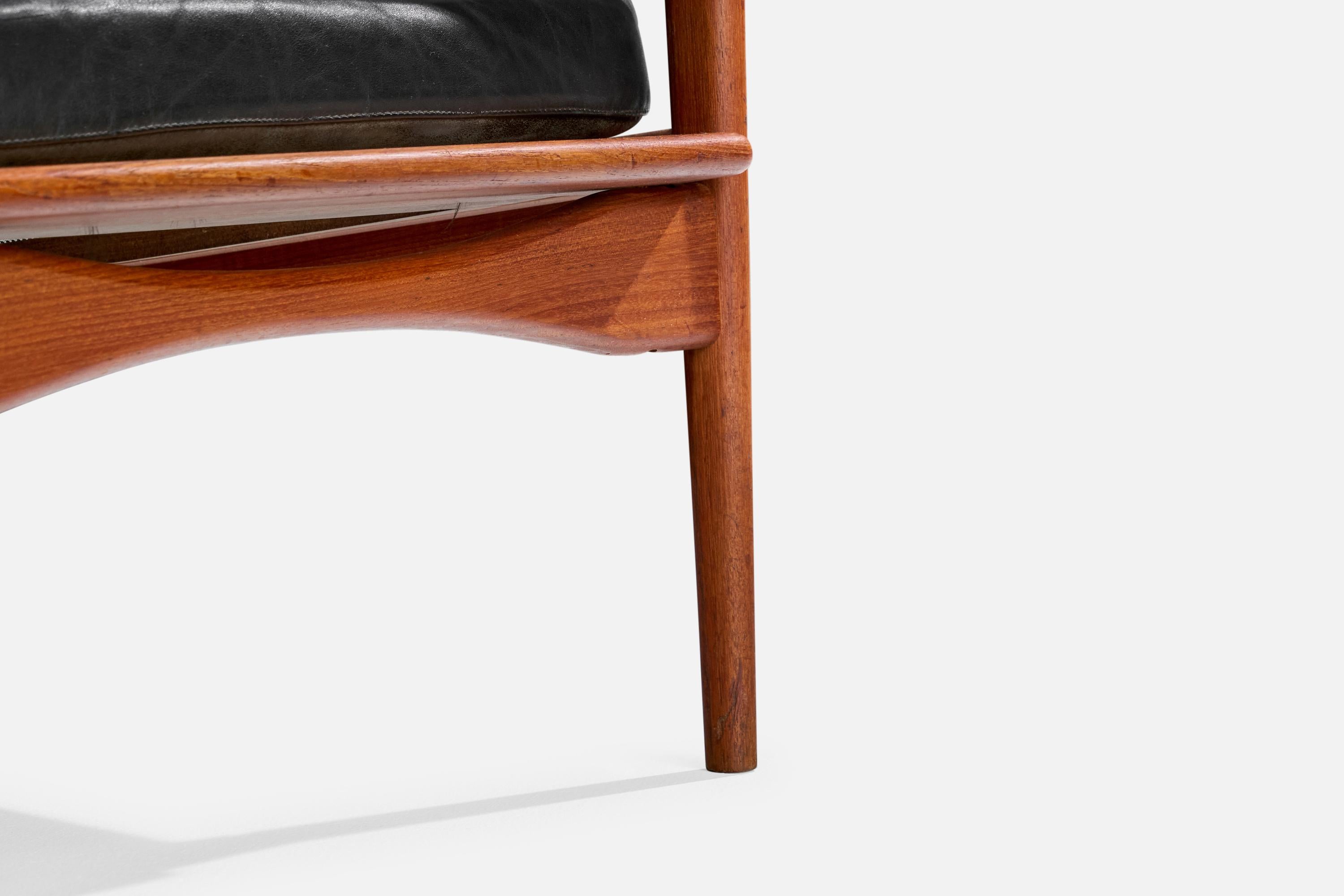 Ib Kofod-Larsen, Chaises longues, teck, cuir, Suède, années 1950 en vente 7