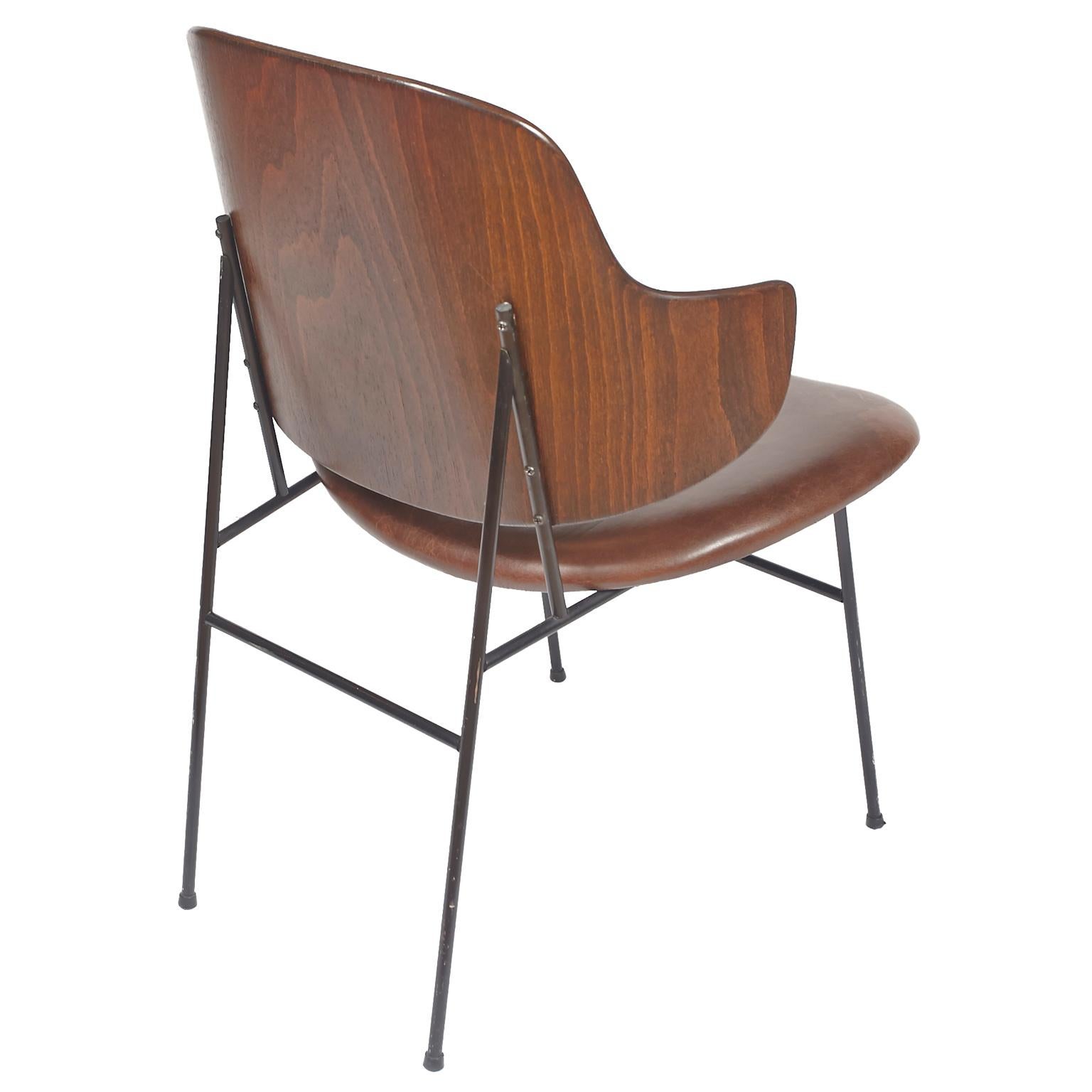 Danish Ib Kofod-Larsen Mid-Century Modern Penguin Chair For Sale