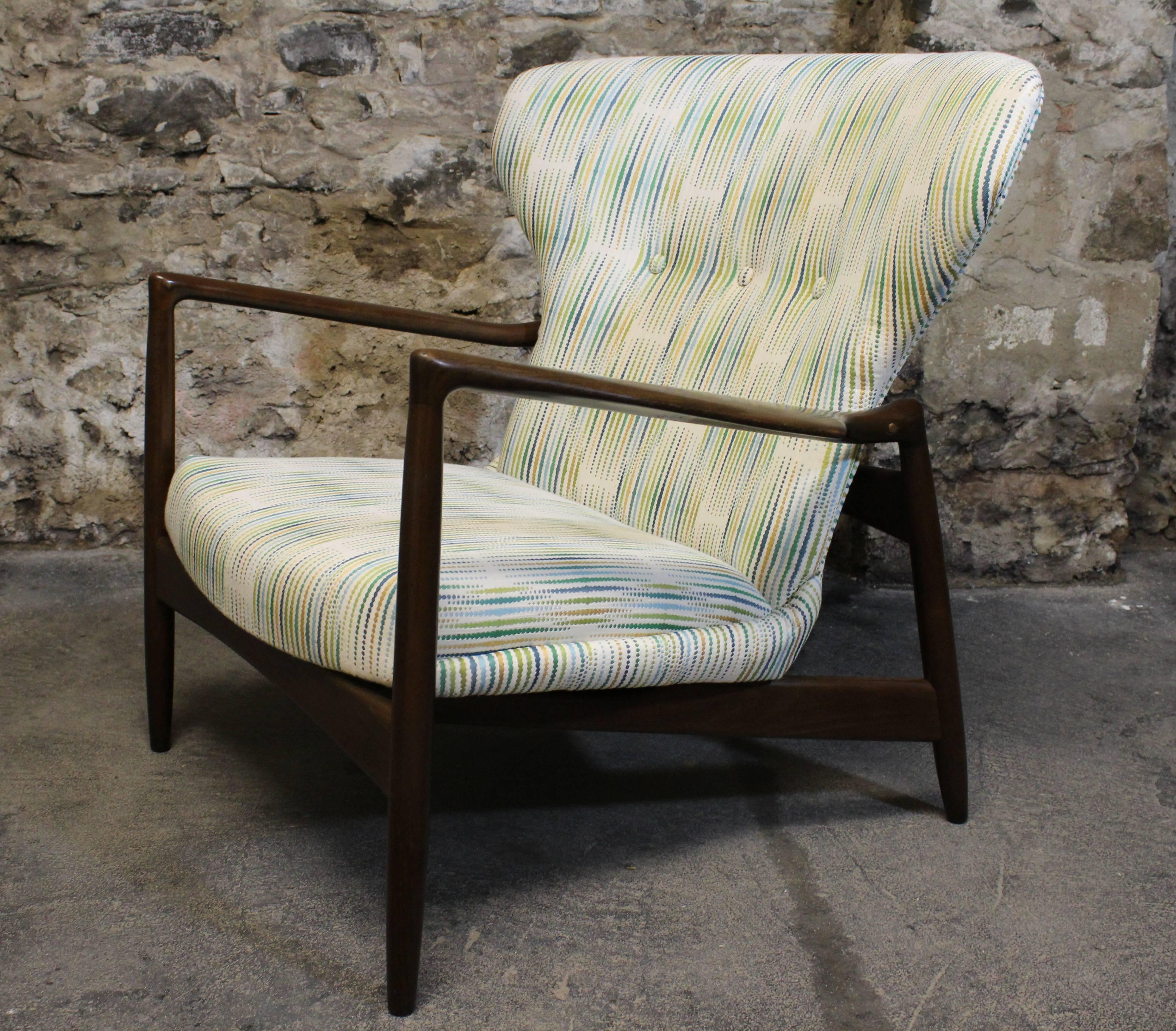IB Kofod-Larsen Midcentury Danish Wingback Lounge Chair (Skandinavische Moderne)