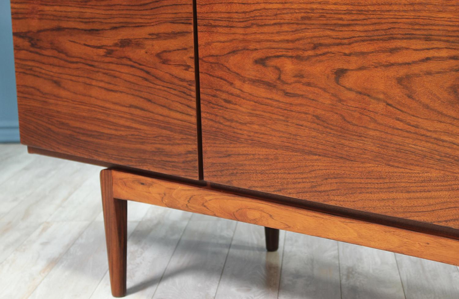 Mid-20th Century Ib Kofod-Larsen Model-66 Rosewood Credenza for Faarup Møbelfabrik