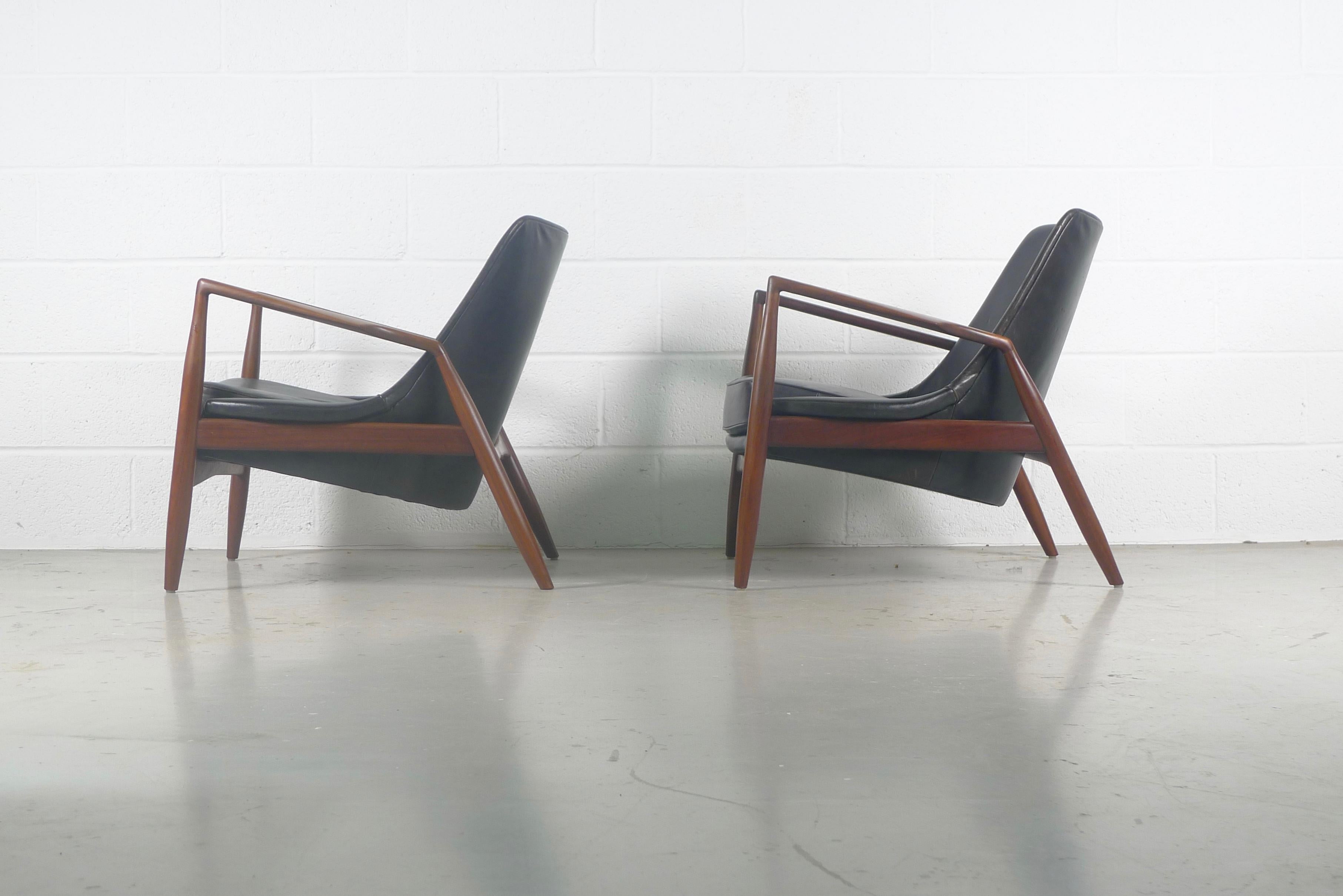 Mid-Century Modern Ib Kofod-Larsen, Pair of Black Leather Seal Armchairs for OPE, Sweden, 1956