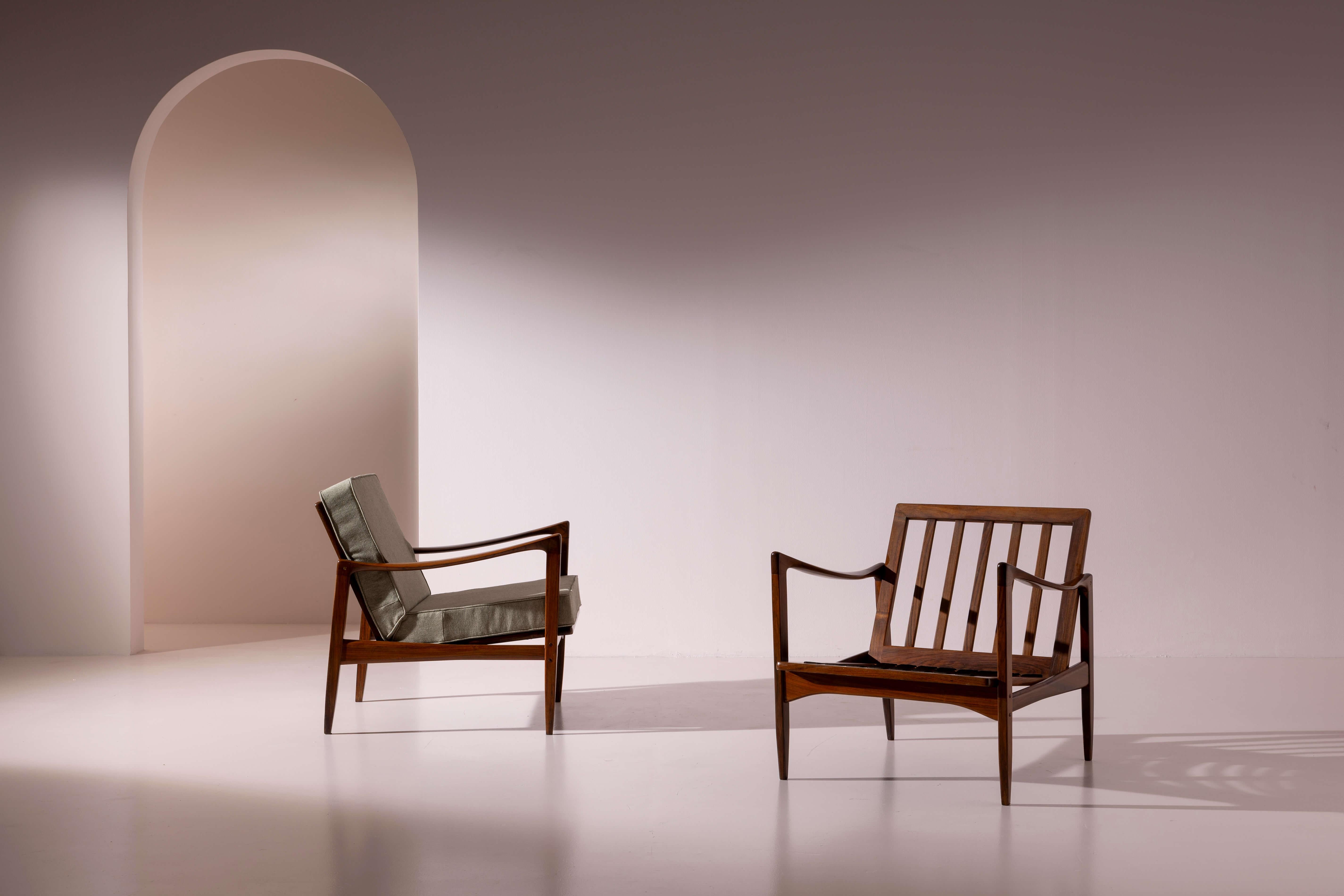 Ib Kofod-Larsen, paire de fauteuils Canditate, Danemark, années 1950 en vente 4