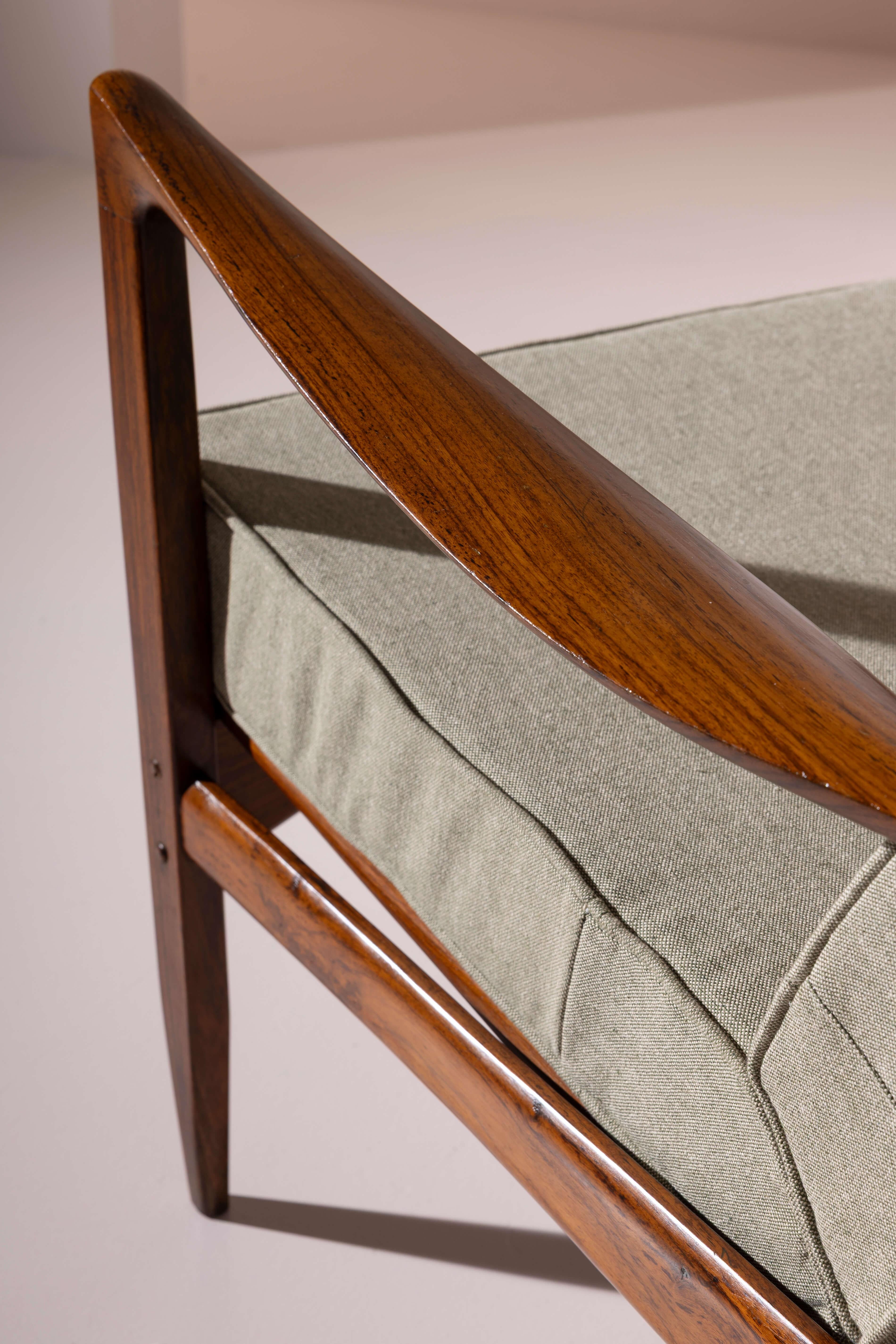 Ib Kofod-Larsen, paire de fauteuils Canditate, Danemark, années 1950 en vente 9