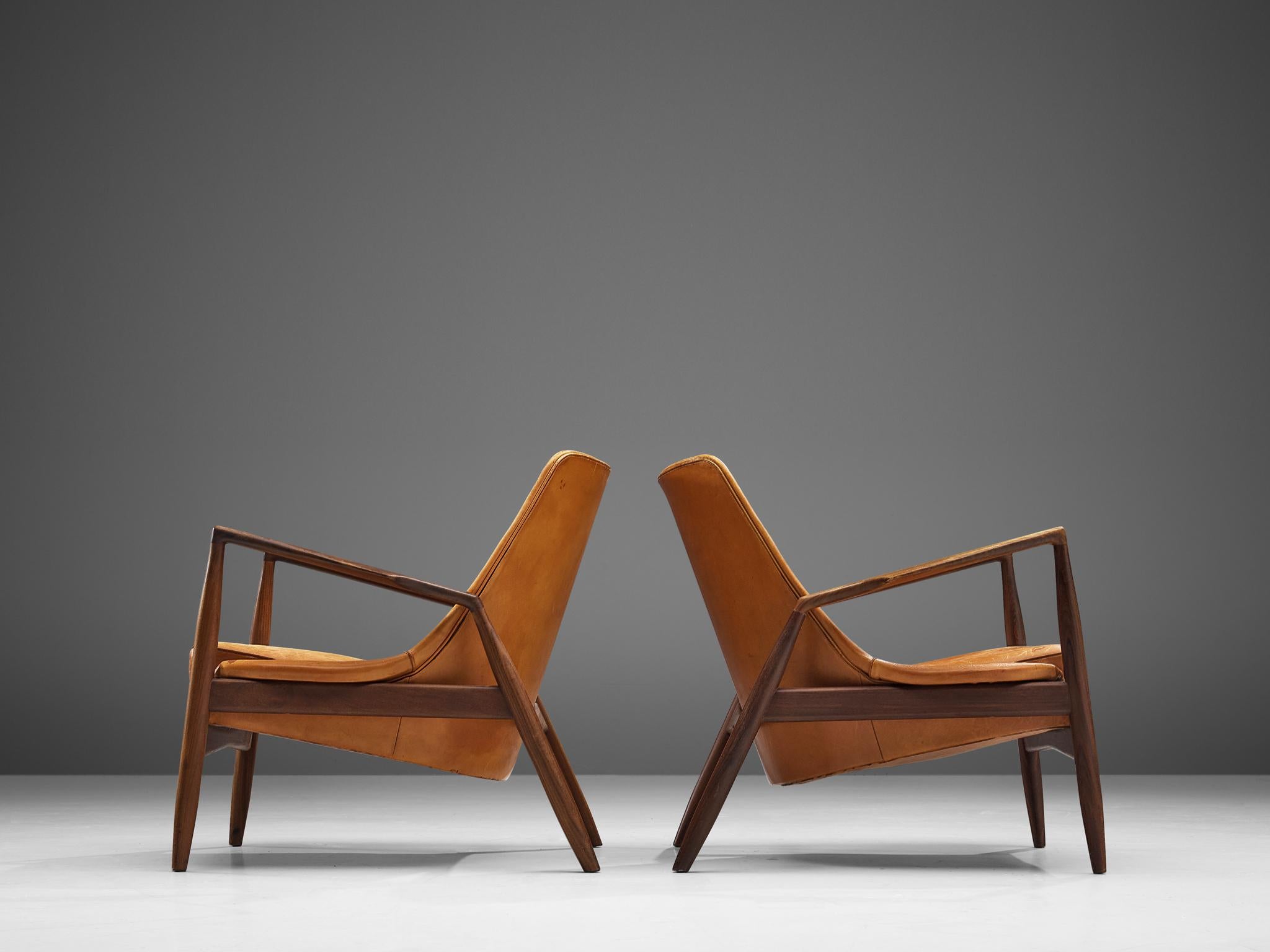 Ib Kofod-Larsen Pair of 'Seal' Chairs in Original Leather 3