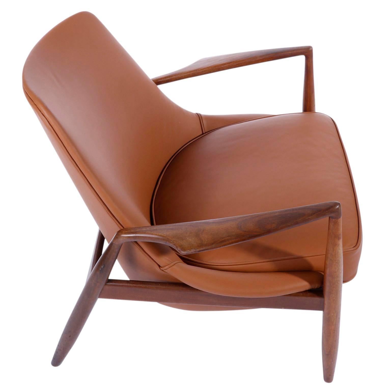 Ib Kofod-Larsen Pair of Seal Lounge Chairs in Teak Cognac Leather, Sweden, 1956 5