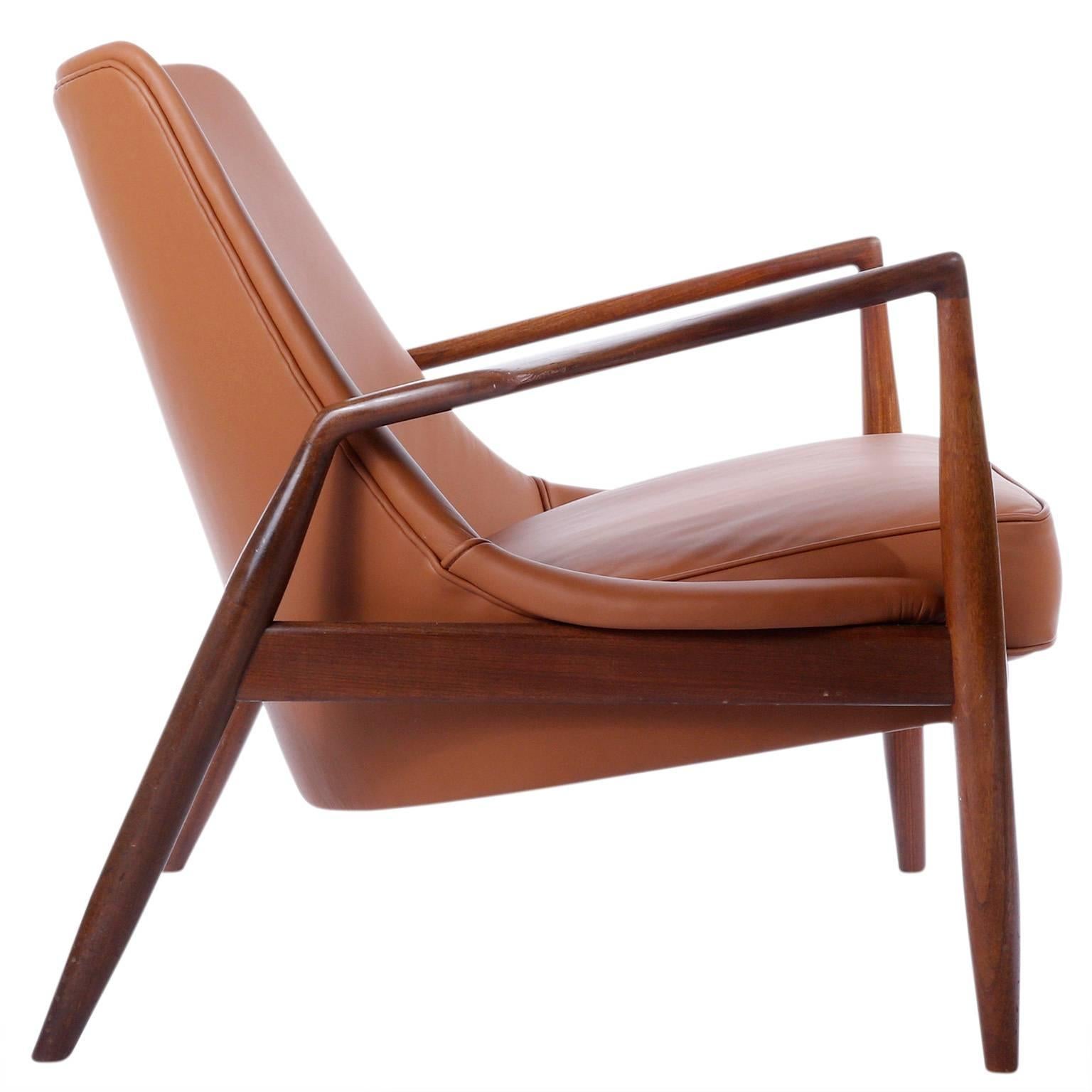 Ib Kofod-Larsen Pair of Seal Lounge Chairs in Teak Cognac Leather, Sweden, 1956 6