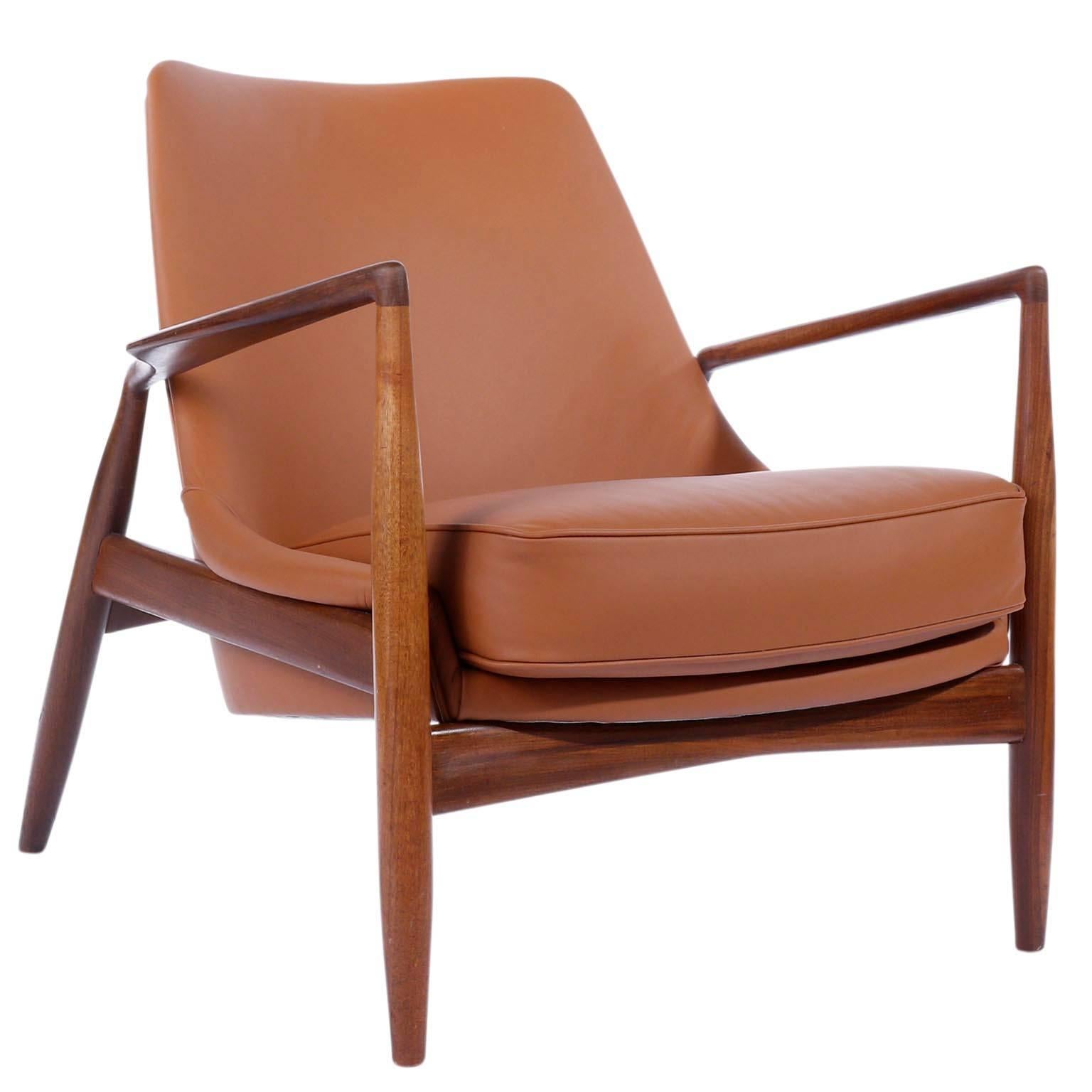 Ib Kofod-Larsen Pair of Seal Lounge Chairs in Teak Cognac Leather, Sweden, 1956 1