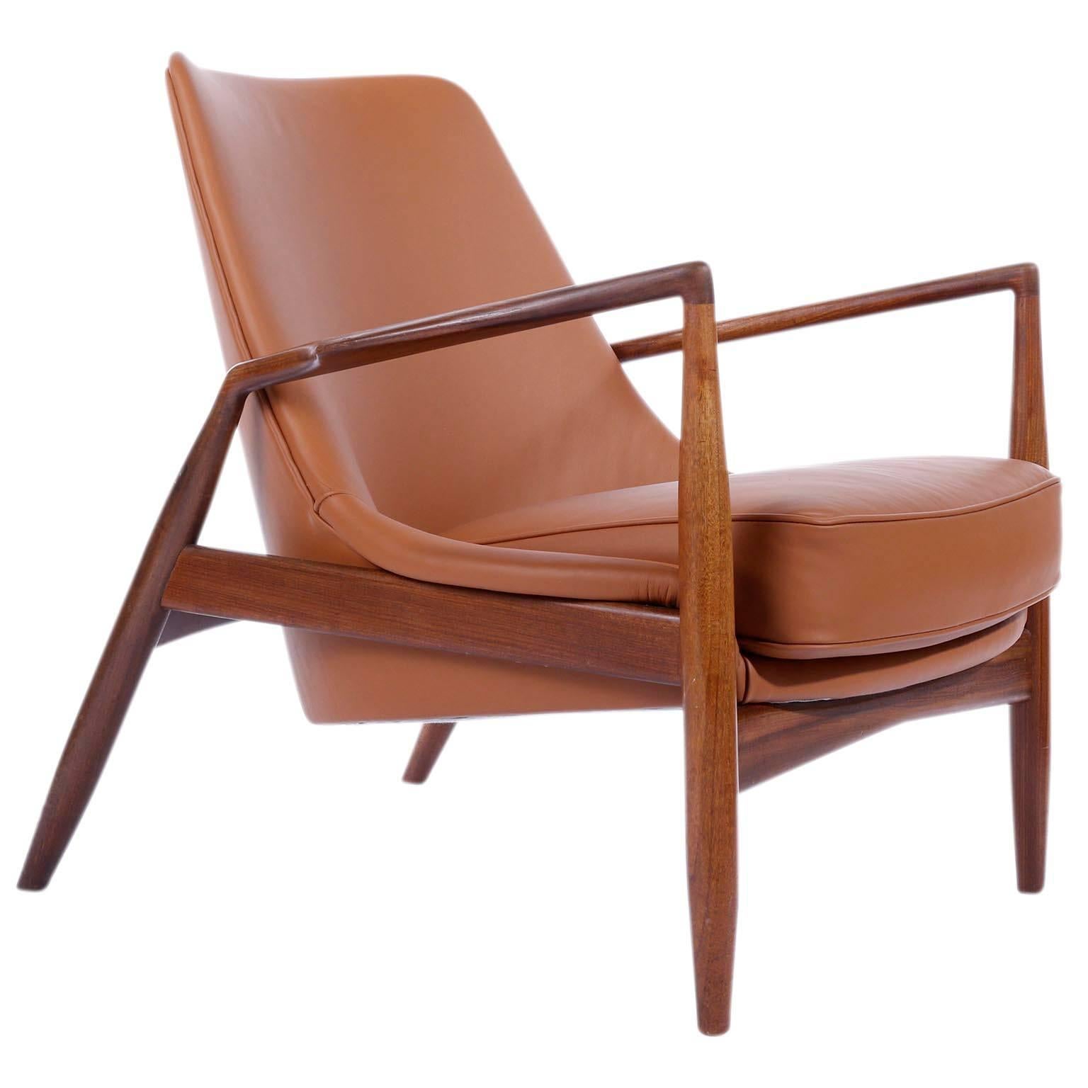 Ib Kofod-Larsen Pair of Seal Lounge Chairs in Teak Cognac Leather, Sweden, 1956 2