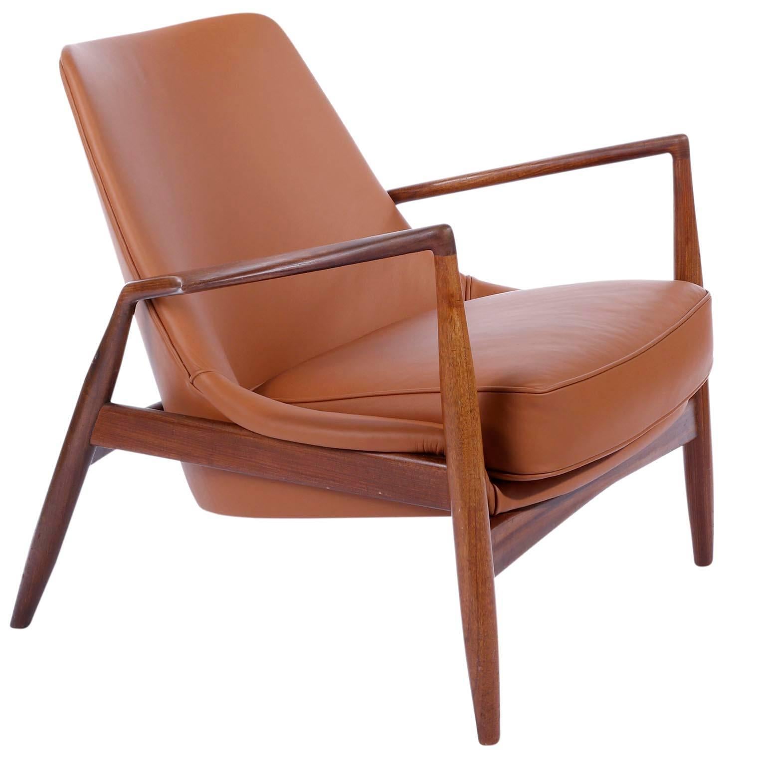 Ib Kofod-Larsen Pair of Seal Lounge Chairs in Teak Cognac Leather, Sweden, 1956 3