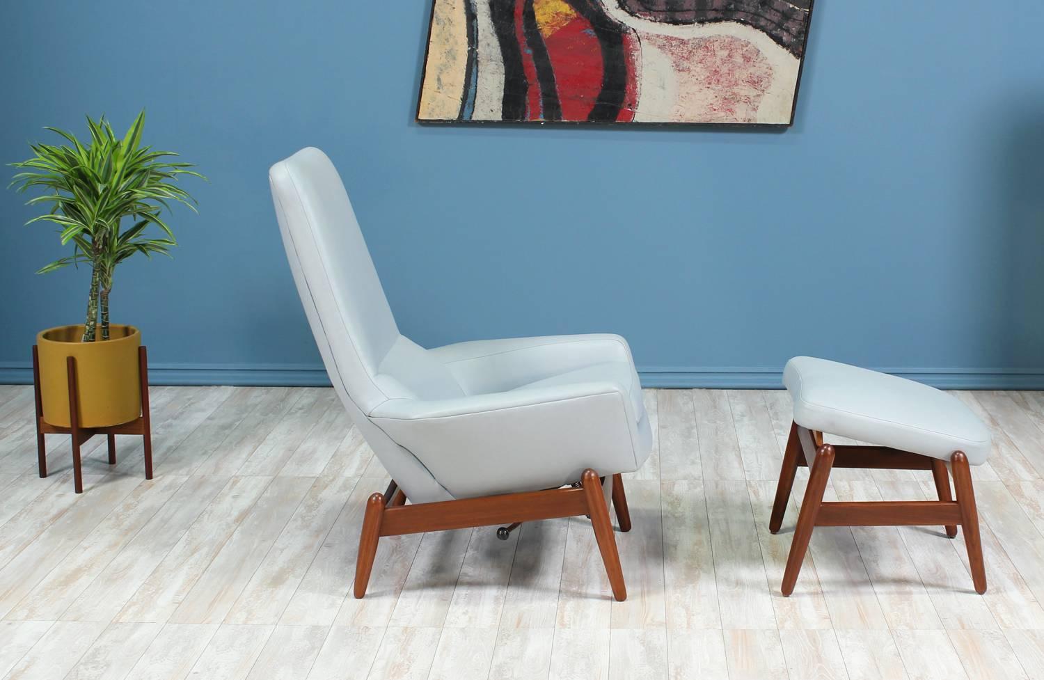 Mid-Century Modern Ib Kofod-Larsen PD-30 Leather Lounge Chair with Ottoman for Povl Dinesen