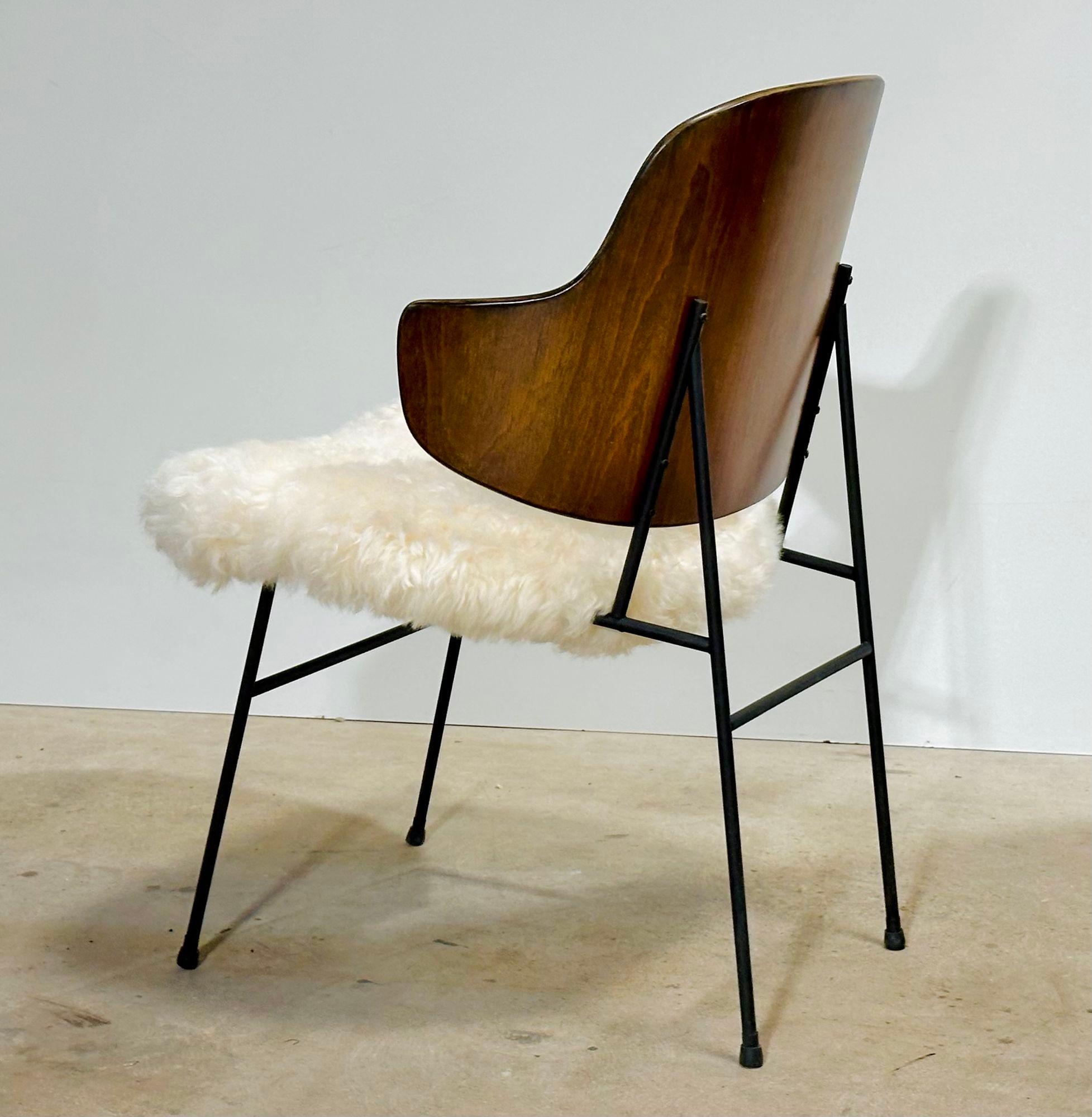 Mid-Century Modern Ib Kofod Larsen Chaise longue Pingouin, Danemark 1950 en vente