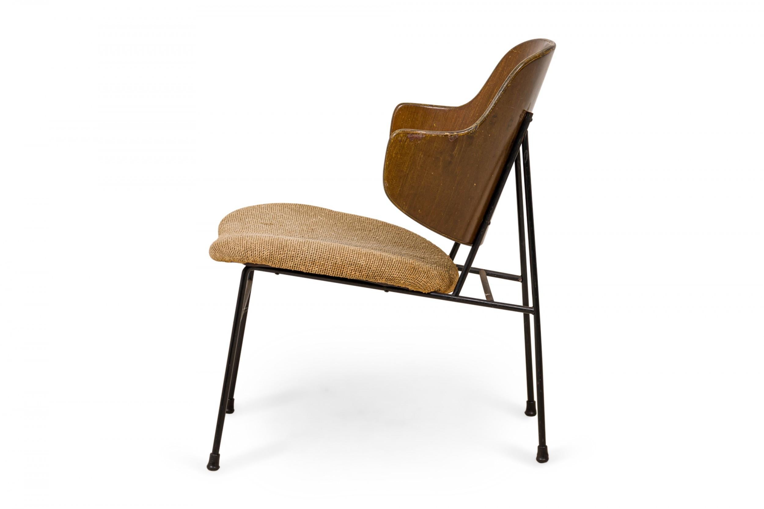 Mid-Century Modern I.B. Kofod Larsen 'Penguin' Wood, Iron and Beige Fabric Upholstered Lounge Chair For Sale
