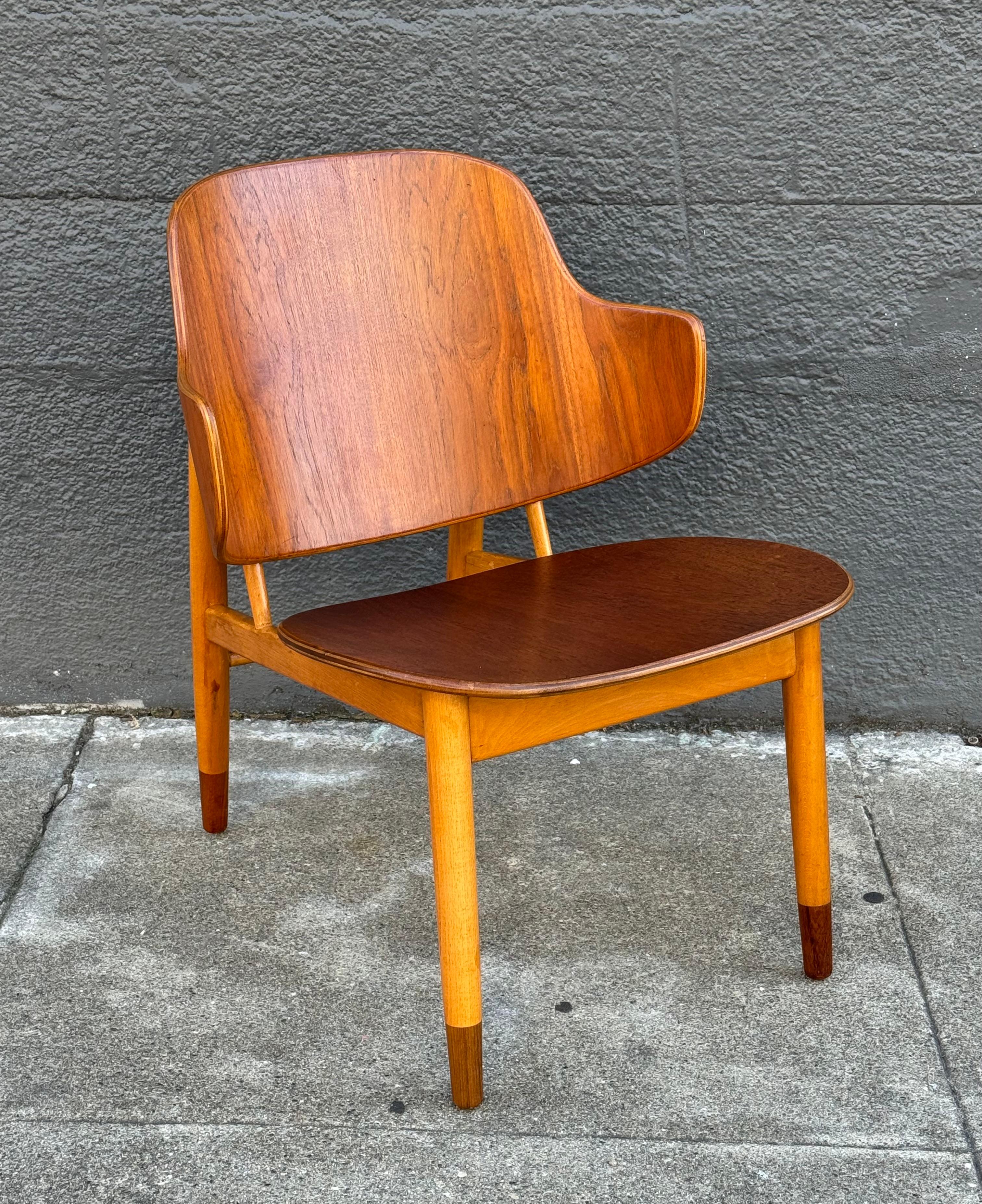 Silla Penquin Ib Kofod-Larsen siglo XX en venta