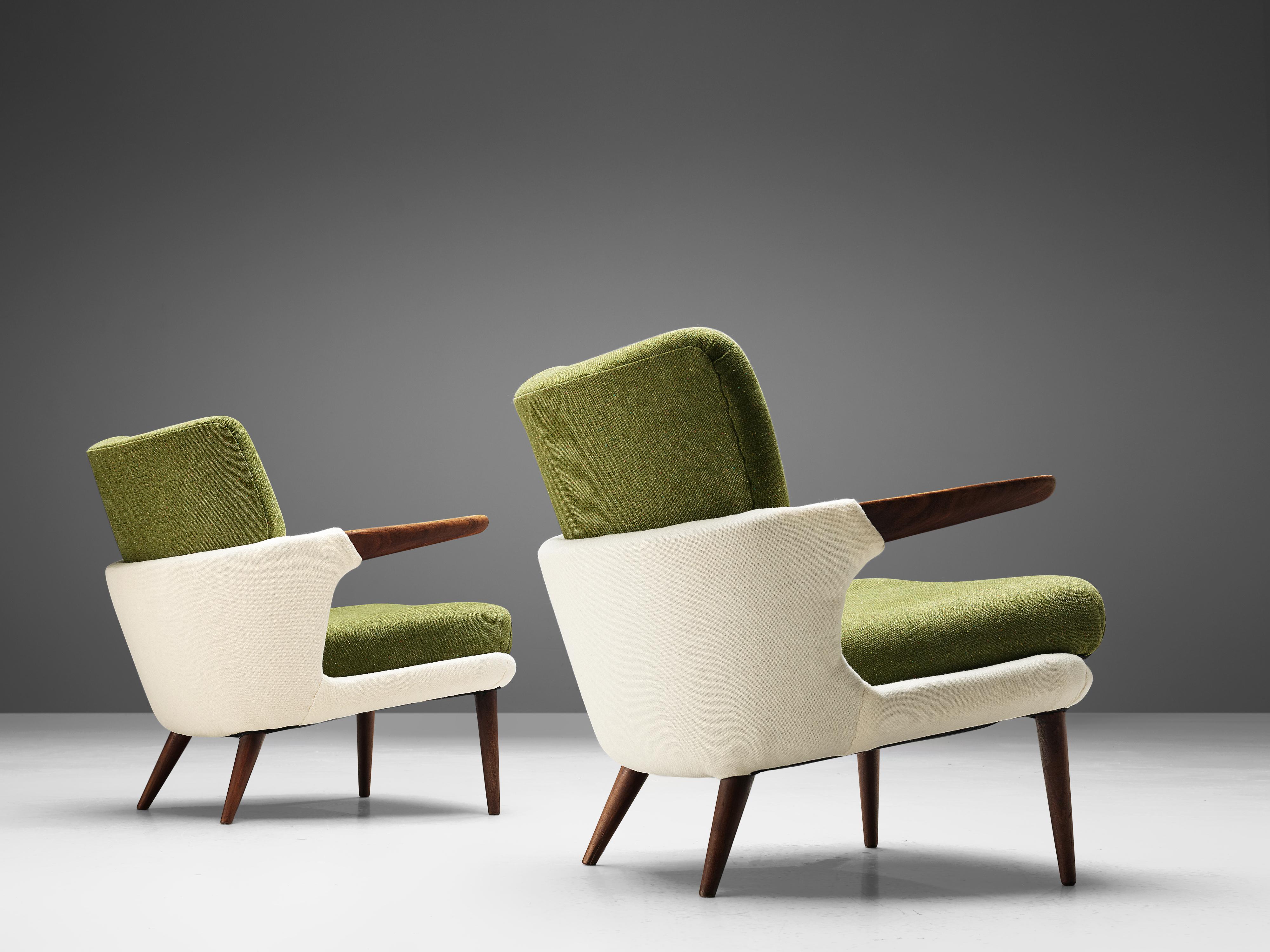 Ib Kofod-Larsen Rare Pair of Lounge Chairs Model 423 3