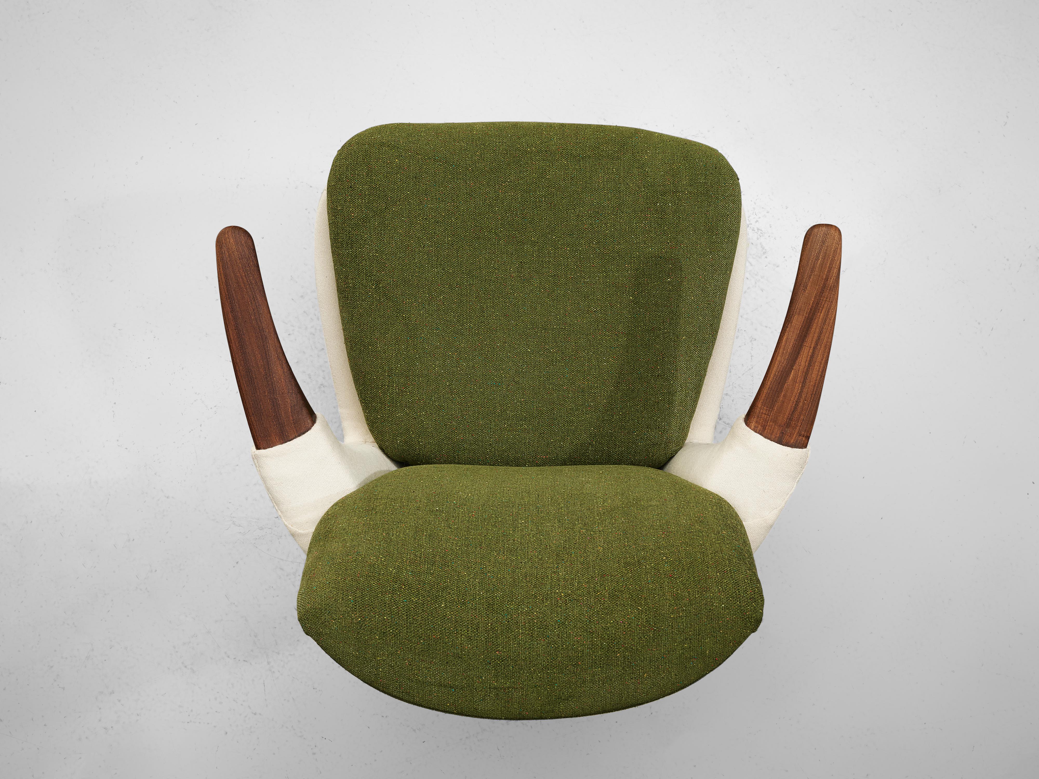 Ib Kofod-Larsen Rare Pair of Lounge Chairs Model 423 2