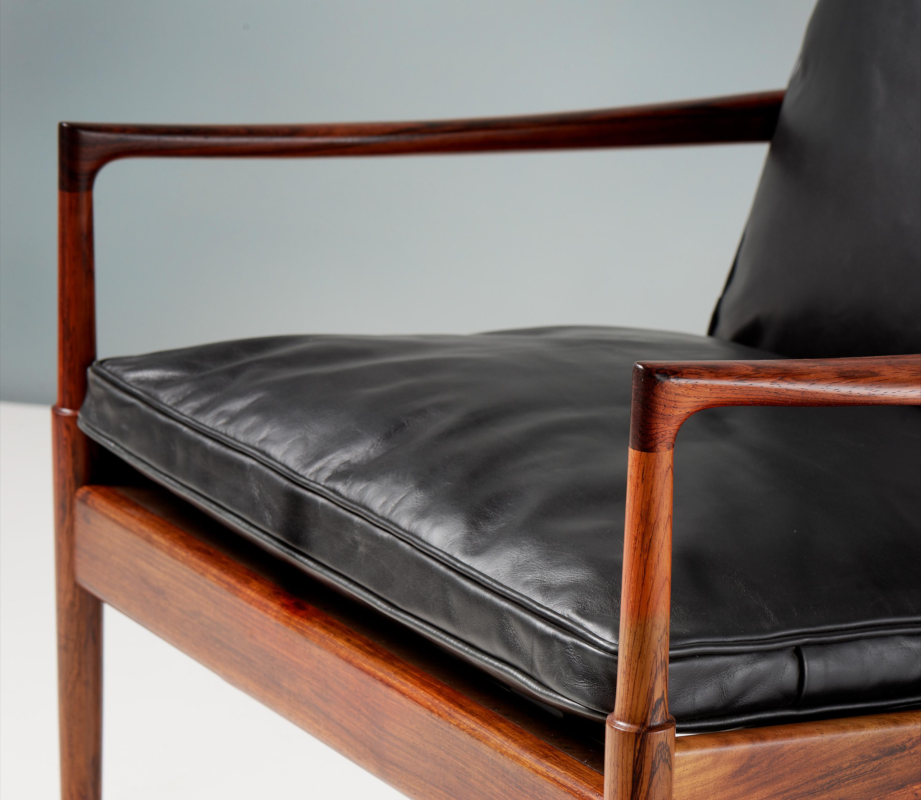 Ib Kofod-Larsen Rosewood & Leather Samso Chair, 1958 In Excellent Condition For Sale In London, GB