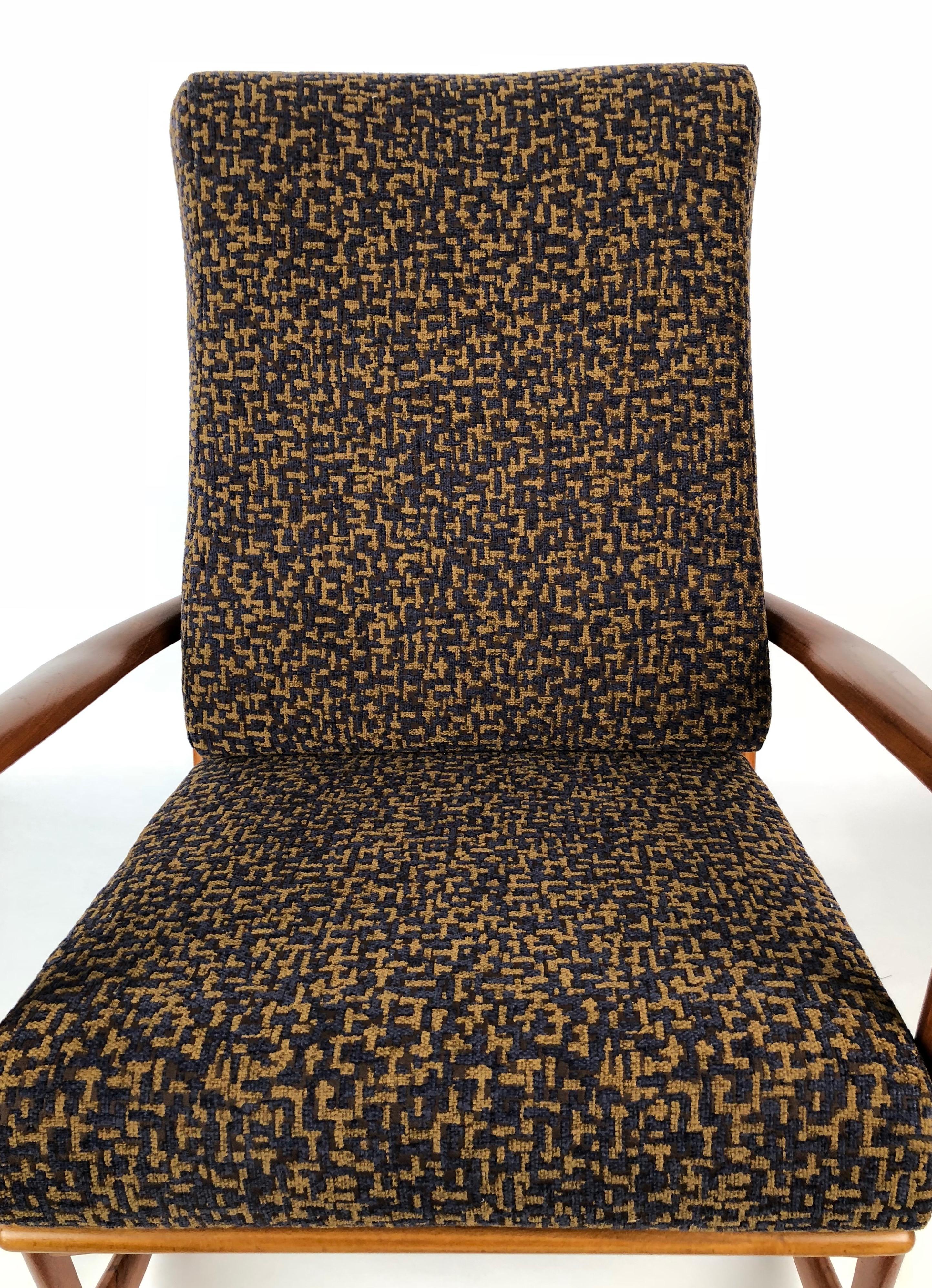 Ib Kofod-Larsen´s Rocking Chair from 1962 6