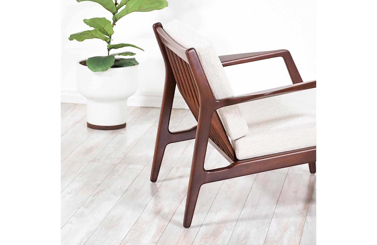 Ib Kofod-Larsen Sculptural Lounge Chair for Selig 2