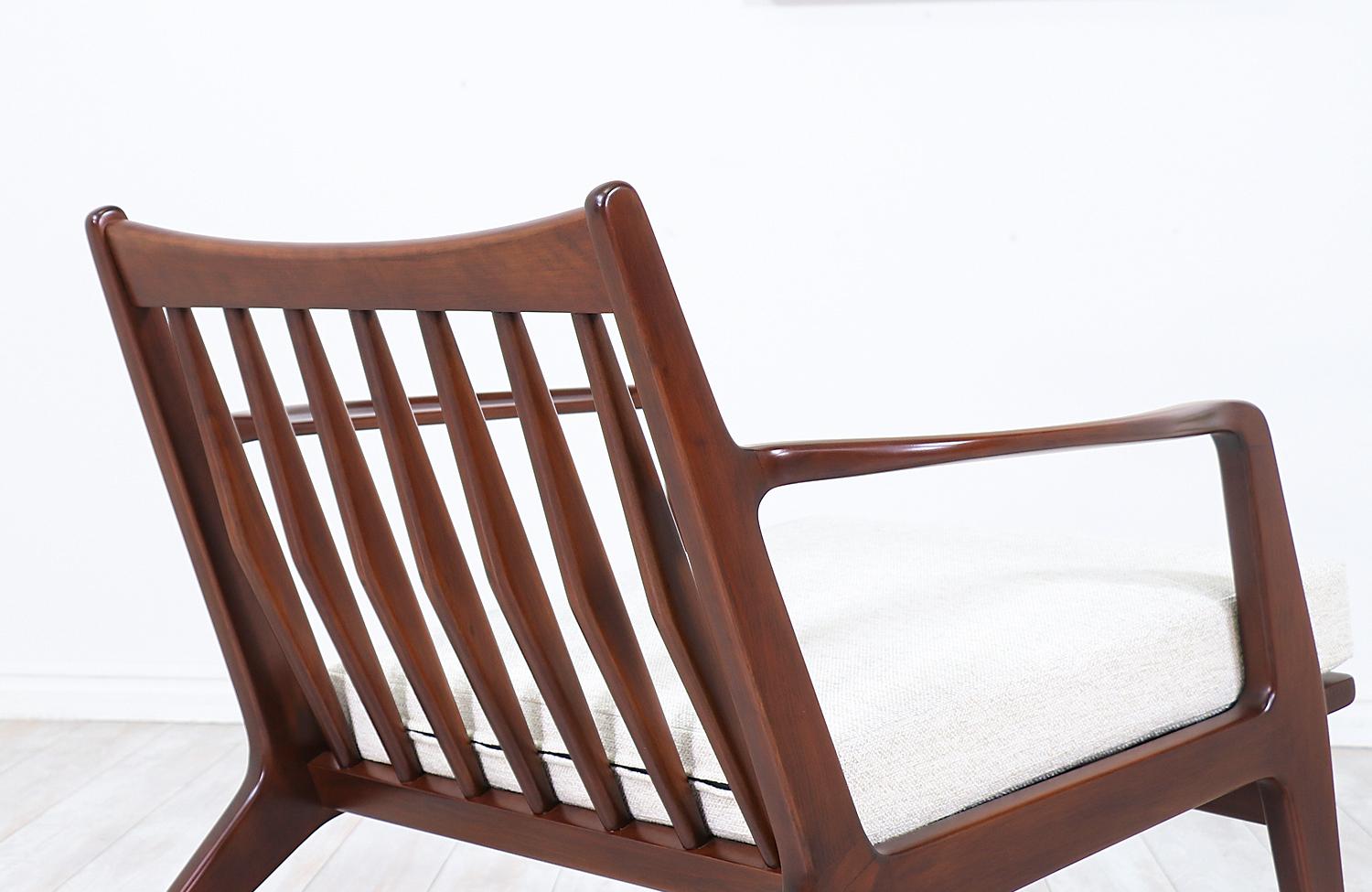 Ib Kofod-Larsen Sculptural Lounge Chair for Selig 2