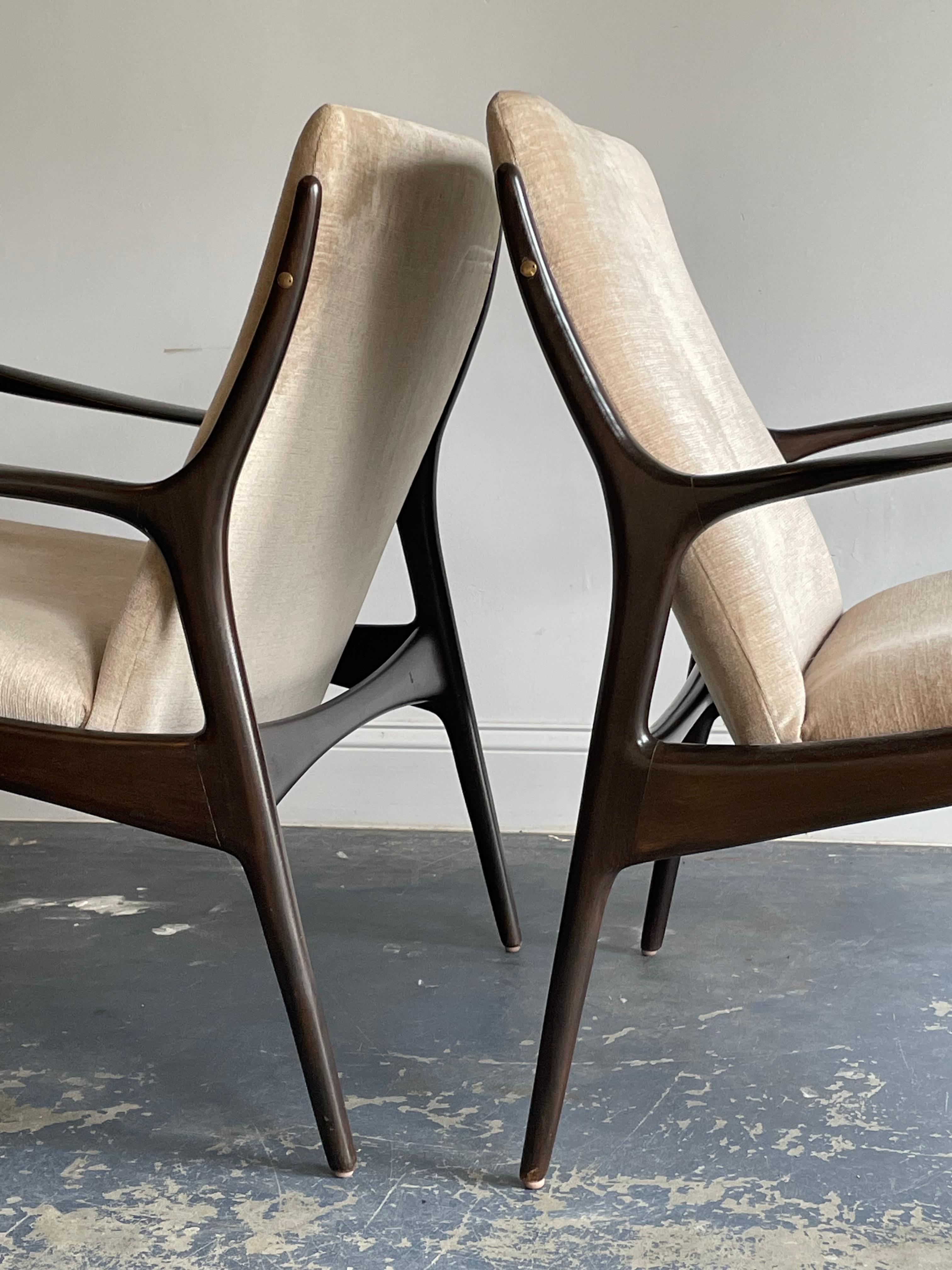 Ib Kofod Larsen Sculptural Lounge Chairs For Sale 1