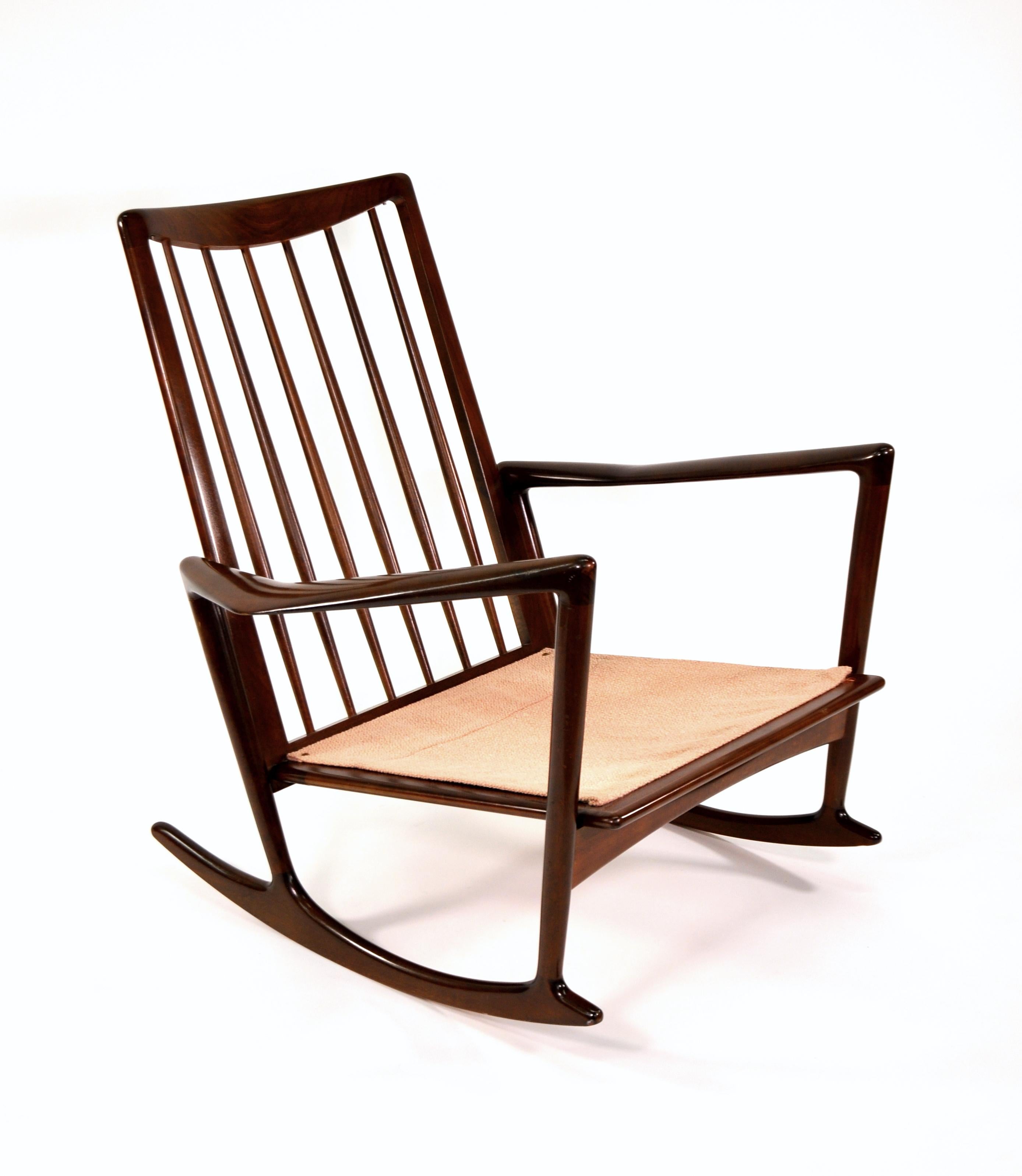 Ib Kofod-Larsen Sculptural Rocking Chair for Selig 6