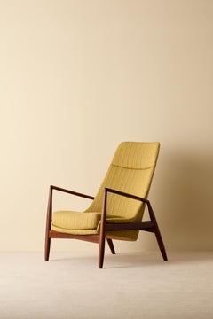 Ib Kofod-Larsen "Seal" Easy Chair, 1960s