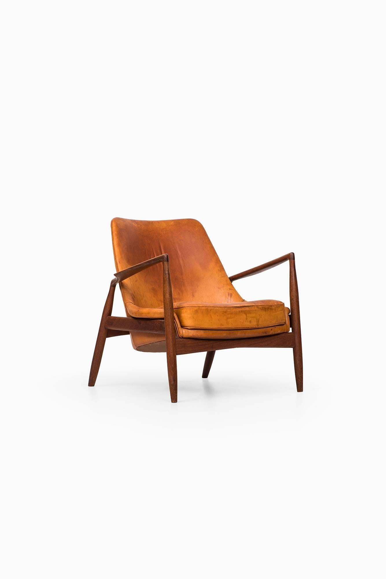 Leather Ib Kofod-Larsen Seal Easy Chair by OPE in Sweden