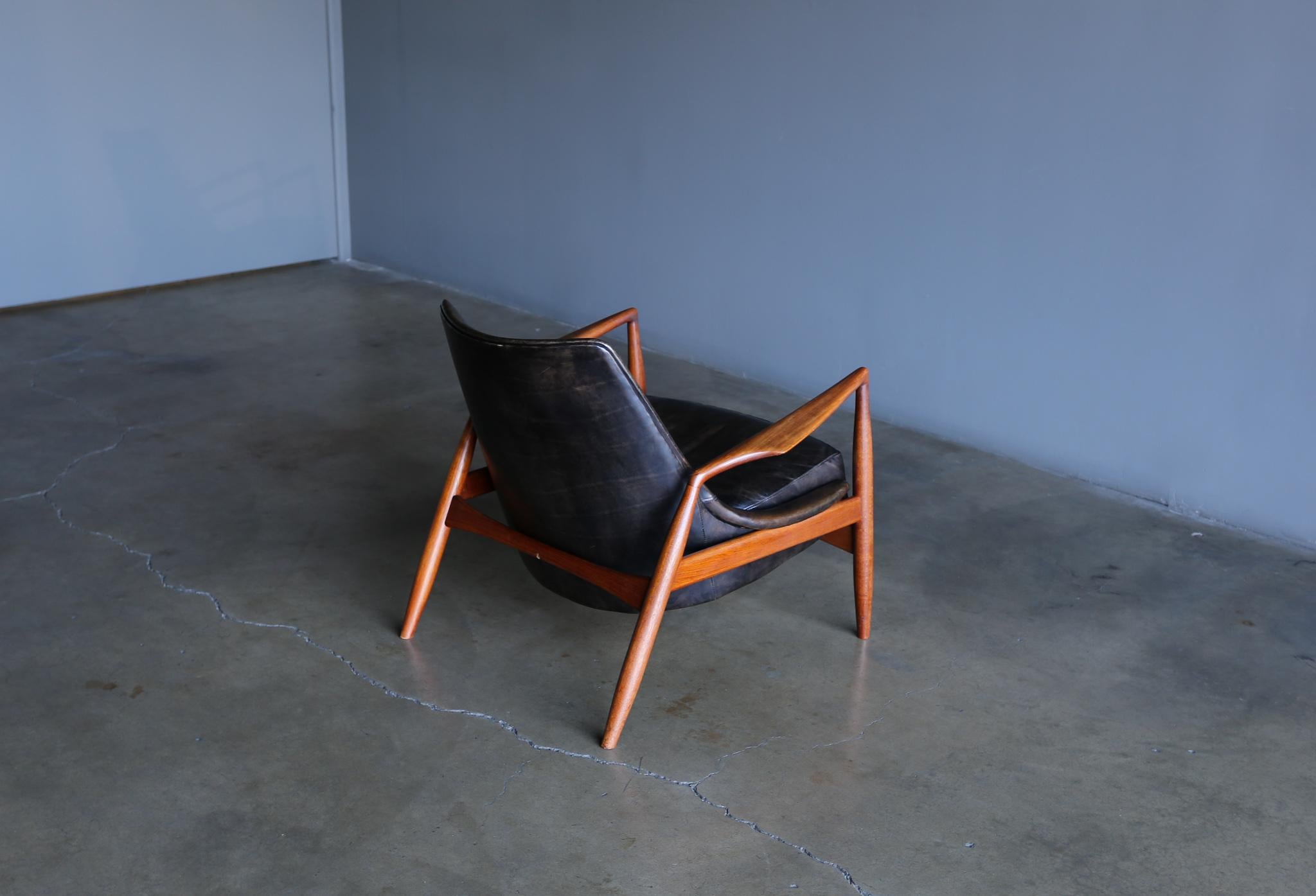 Ib Kofod-Larsen Seal Lounge Chair for OPE Möbler, circa 1960 4