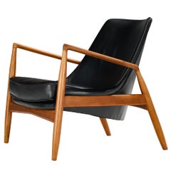 Ib Kofod-Larsen Sillón "Seal" de cuero negro