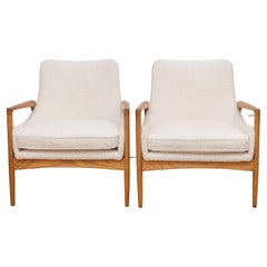 Ib Kofod-Larsen "Seal" style Lounge Chair