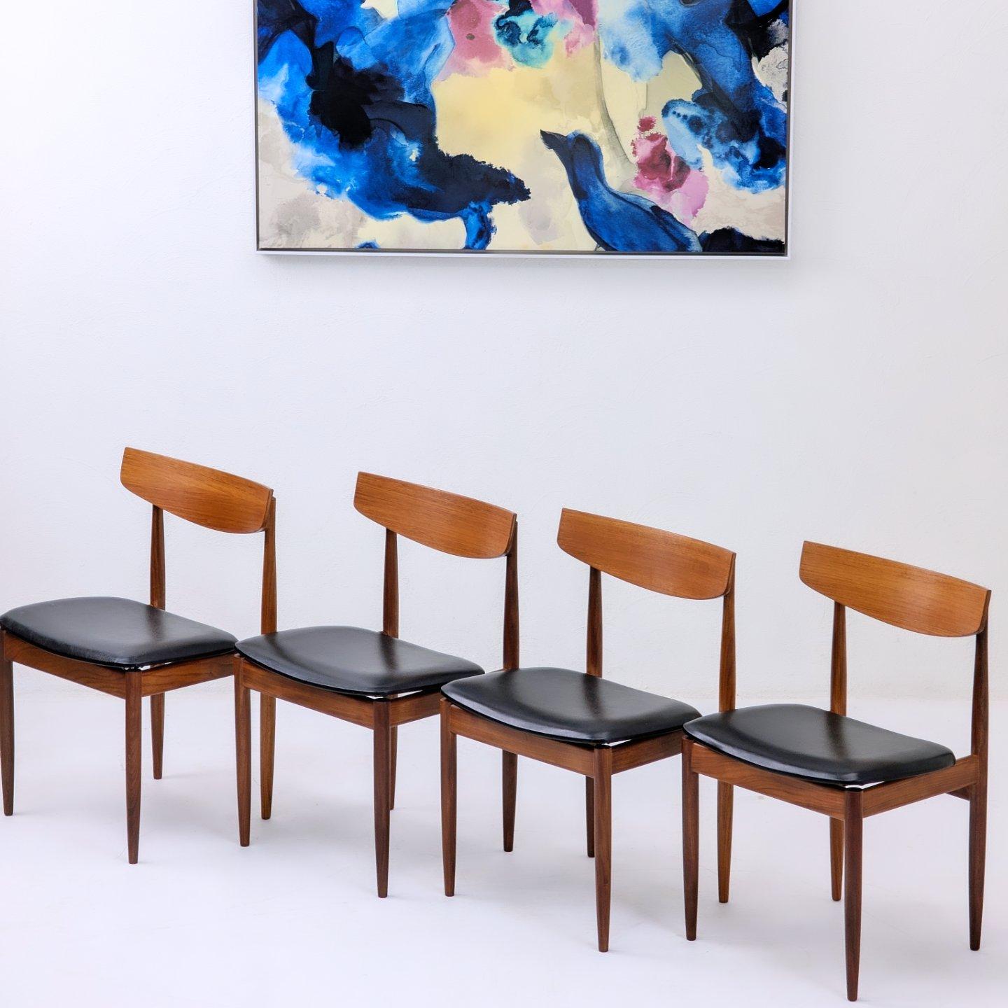 Stunning set of four Danish Modner/Mid-Century Modern Dining Chairs designed by Ib Kofod Larsen for G-Plan, circa 1963.

A rare and highly sought-after set of four dining chairs, designed by acclaimed Danish designer Ib Kofod Larsen for G-Plan.