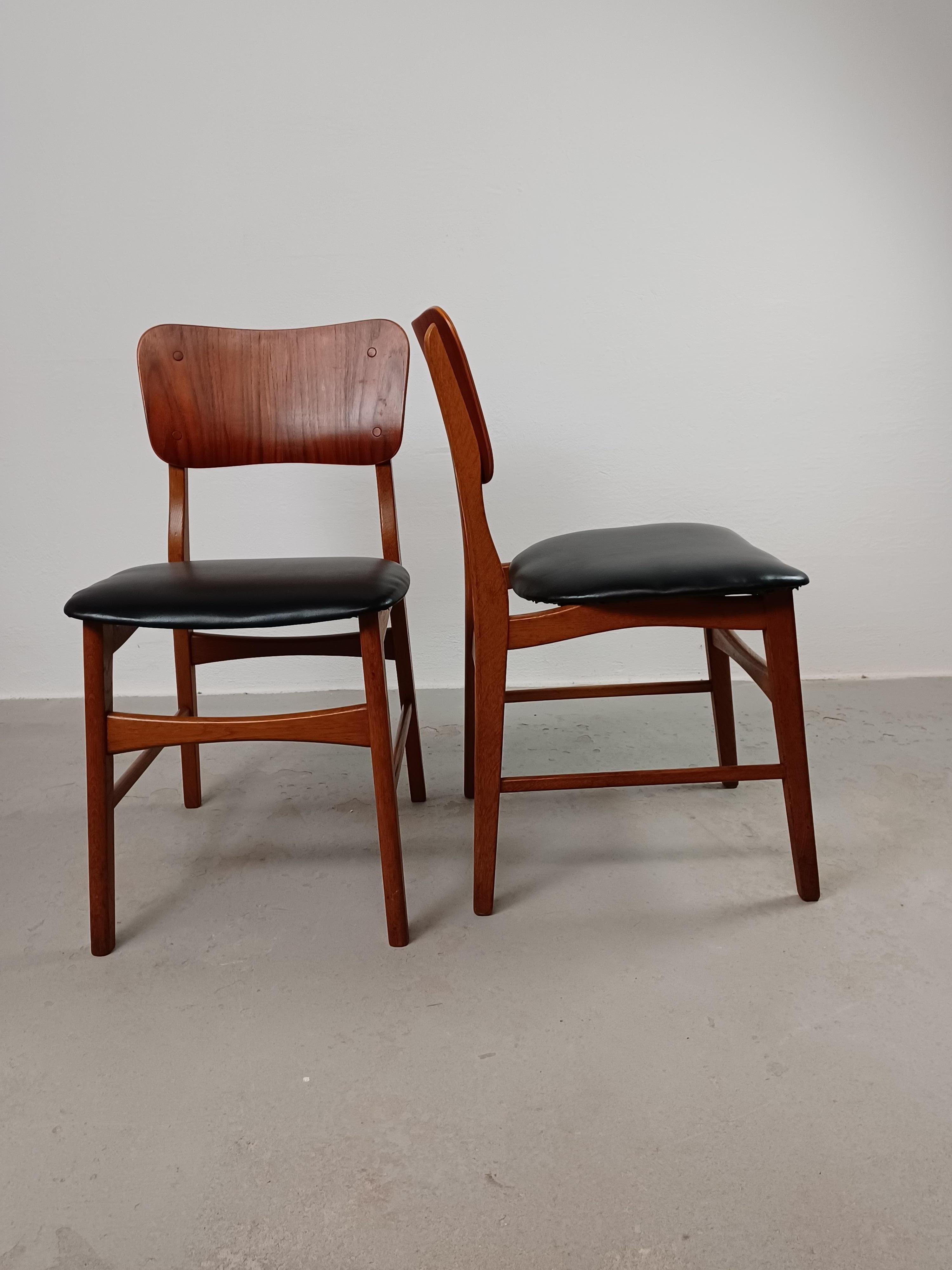 Ib Kofod Larsen Set of Six Fully Restored Dining Chairs, Custom Upholstery For Sale 8