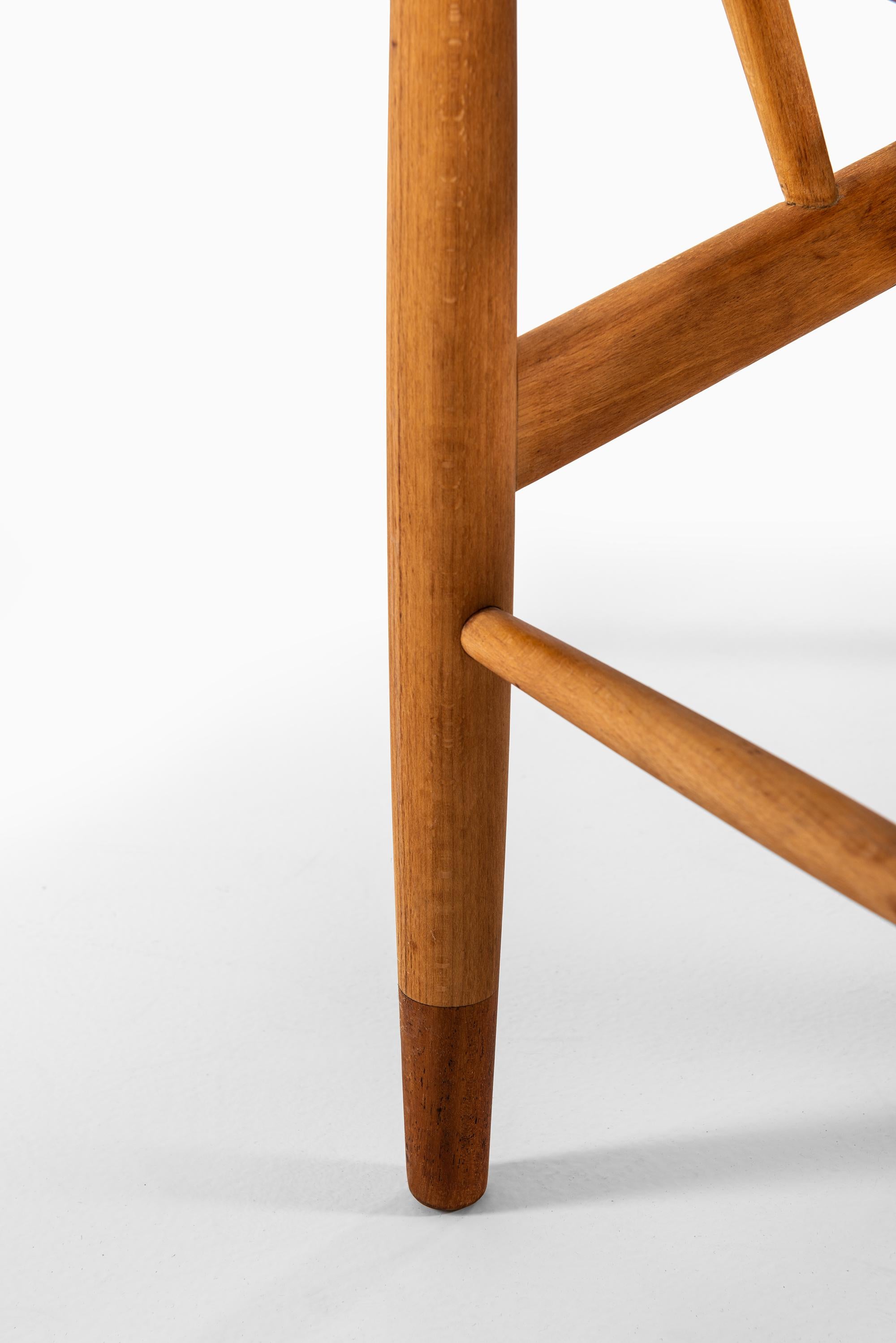 Fabric Ib Kofod-Larsen Shell Easy Chair Produced by Christensen & Larsen in Denmark