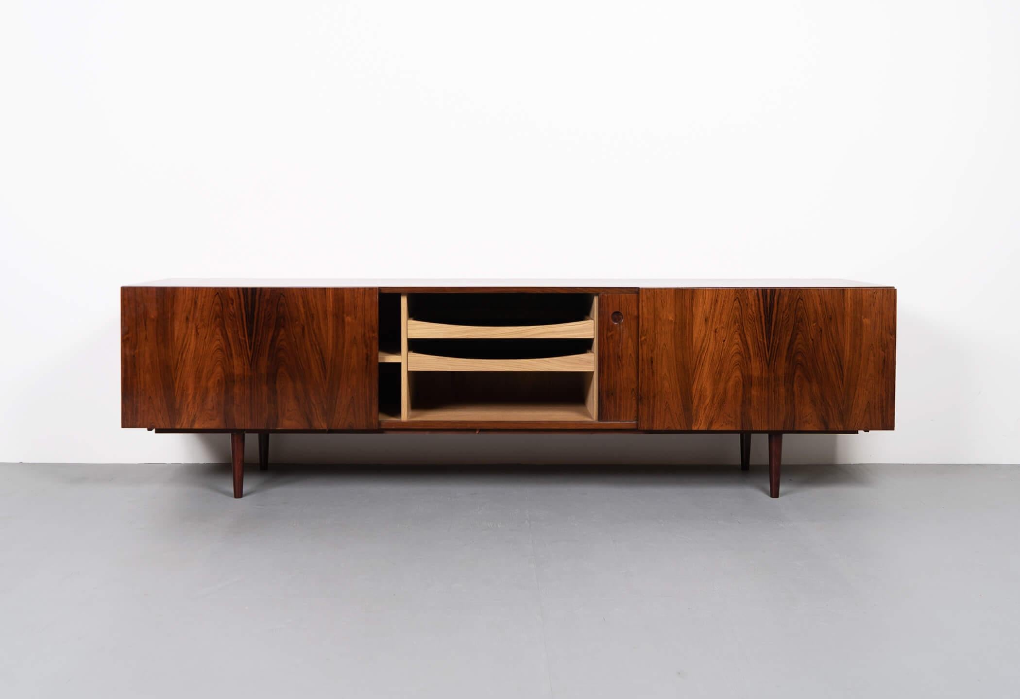 Mid-Century Modern Ib Kofod Larsen Sideboard in Rosewood, Faarup Møbelfabrik, Denmark, 1960s