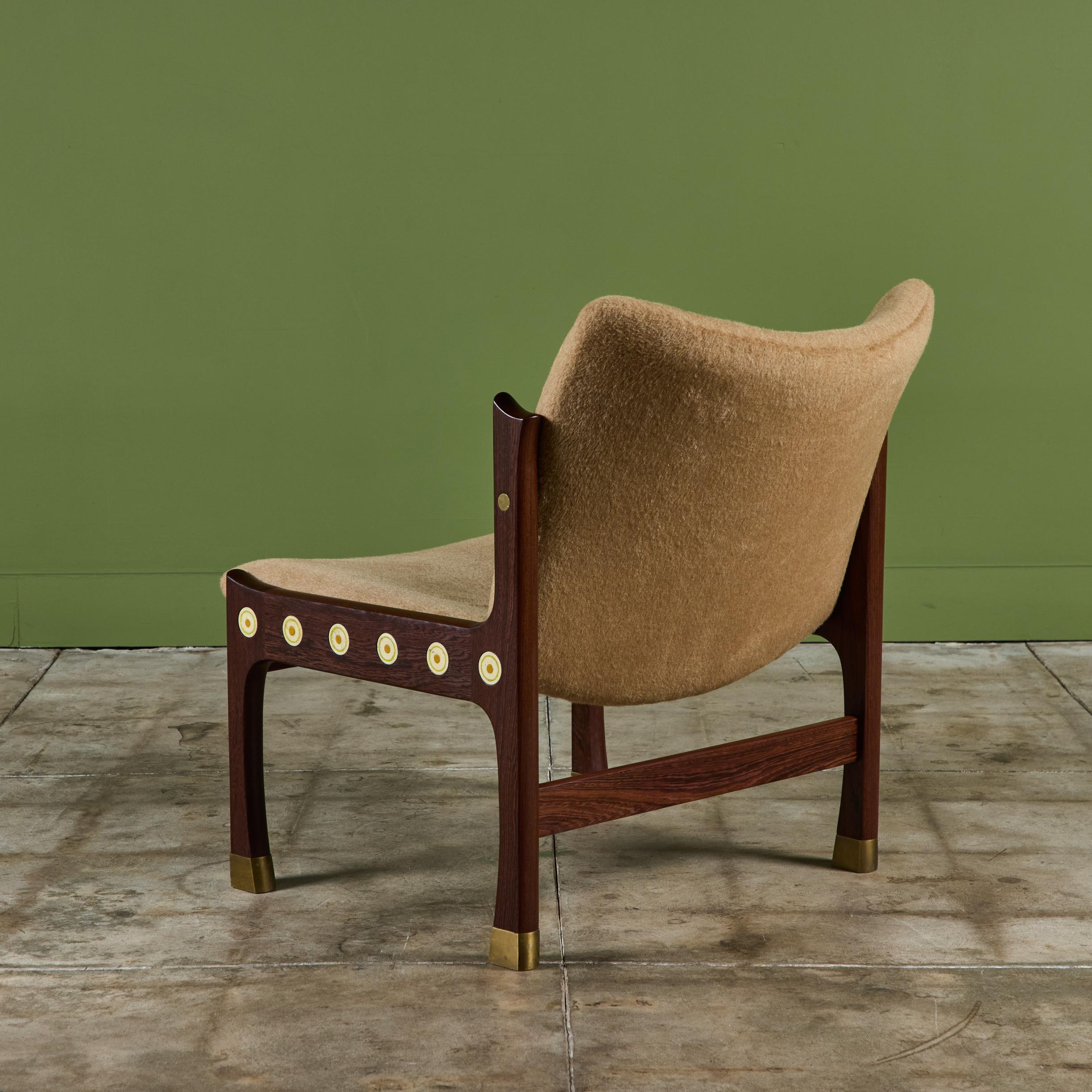 Chaise pantoufle Ib Kofod Larsen de la collection Megiddo en vente 1