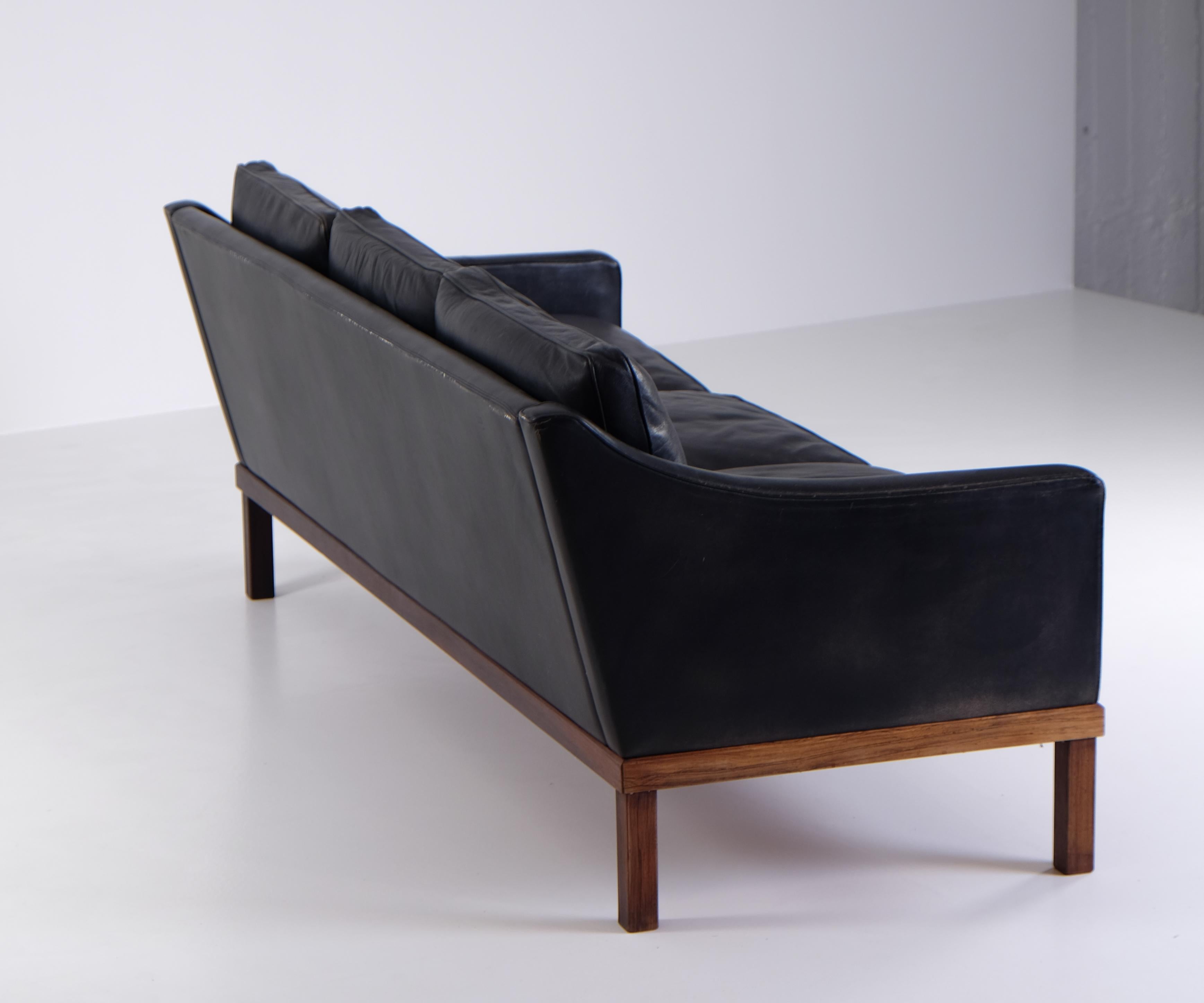 Leather Set of 2 Ib Kofod-Larsen sofas model 