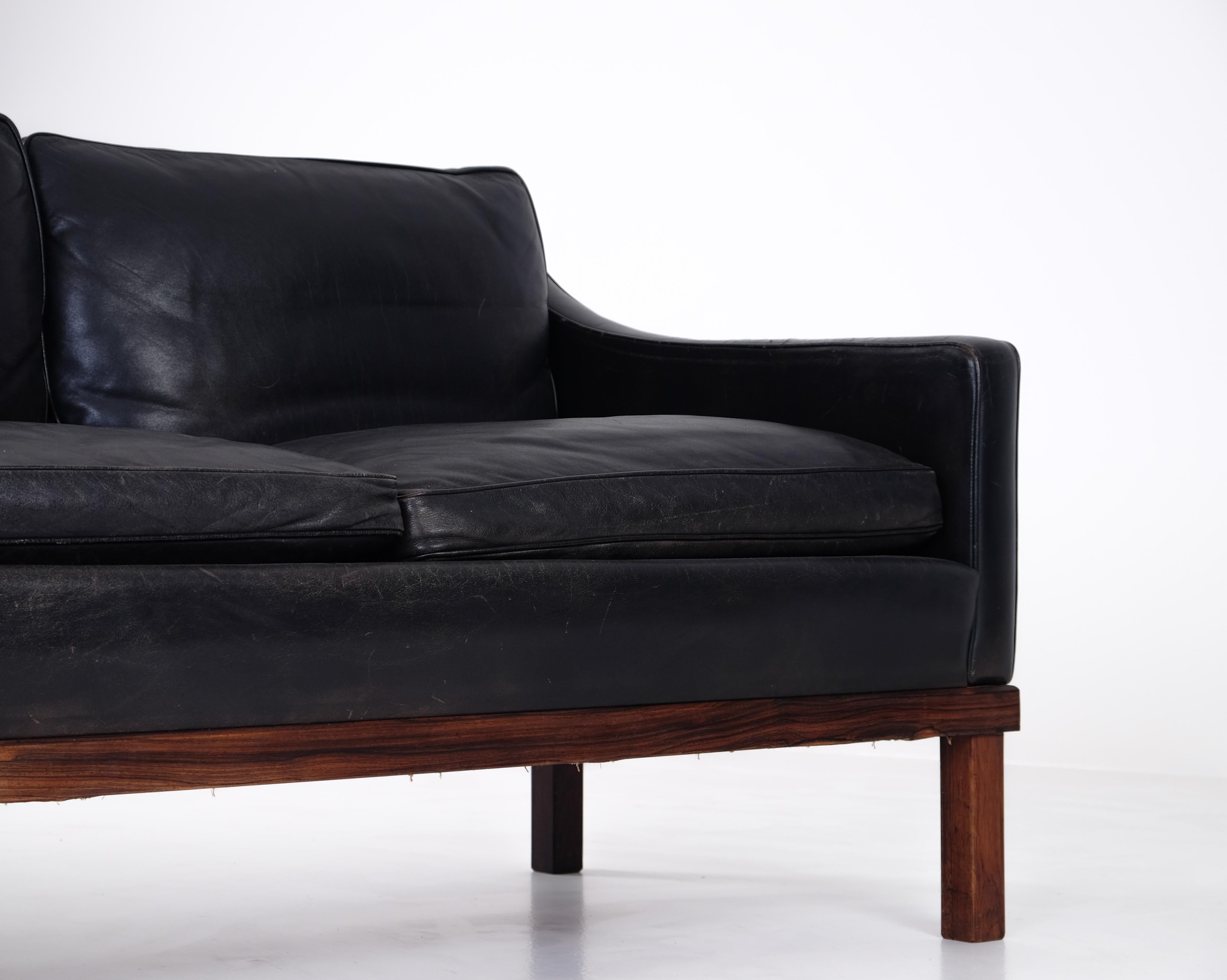 Set of 2 Ib Kofod-Larsen sofas model 