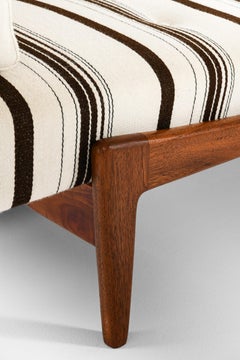 Ib Kofod-Larsen Sofa / Daybed Produced by Seffle Möbelfabrik