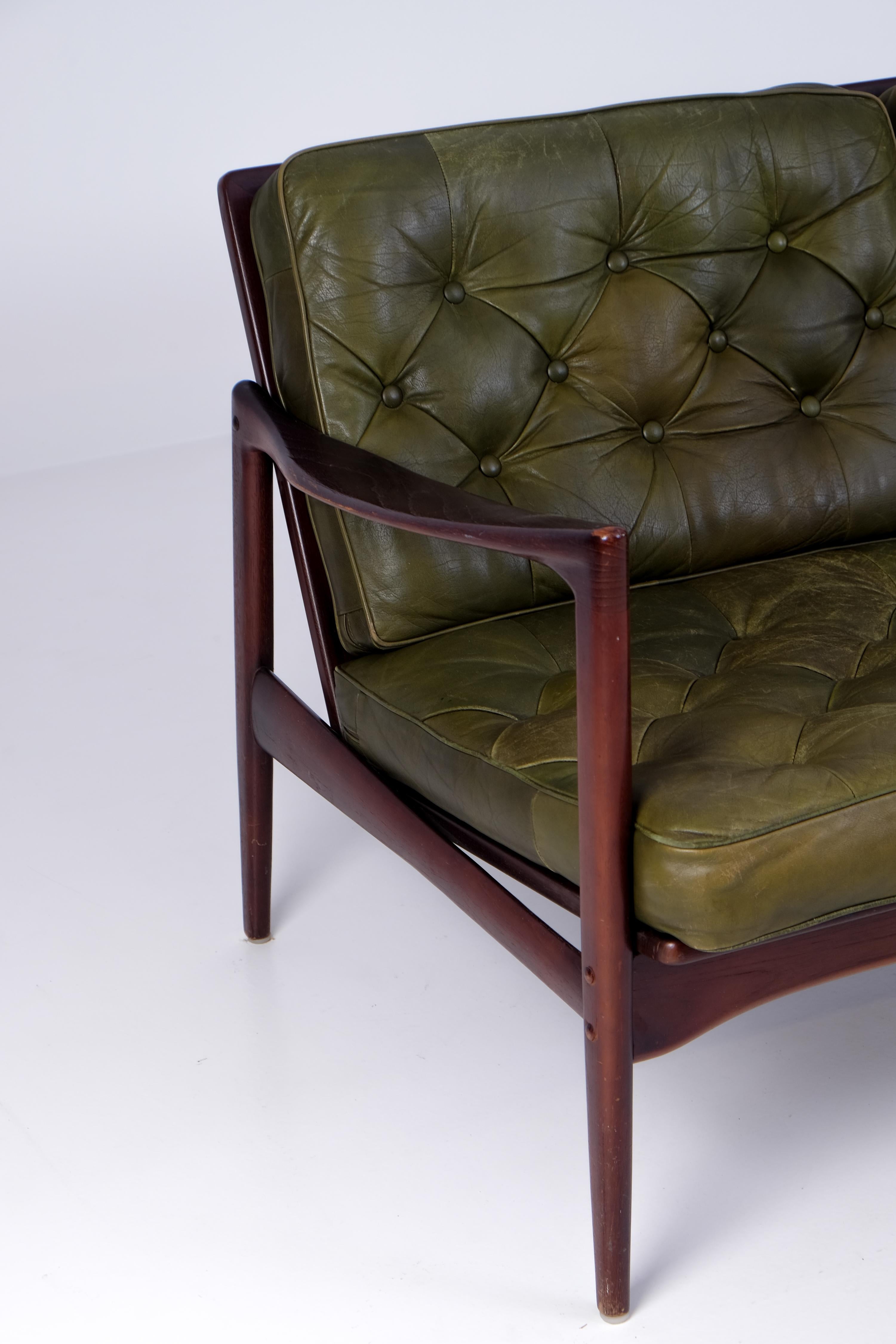 Cuir Ib Kofod-Larsen - Modèle de canapé Kandidaten, années 1960 en vente