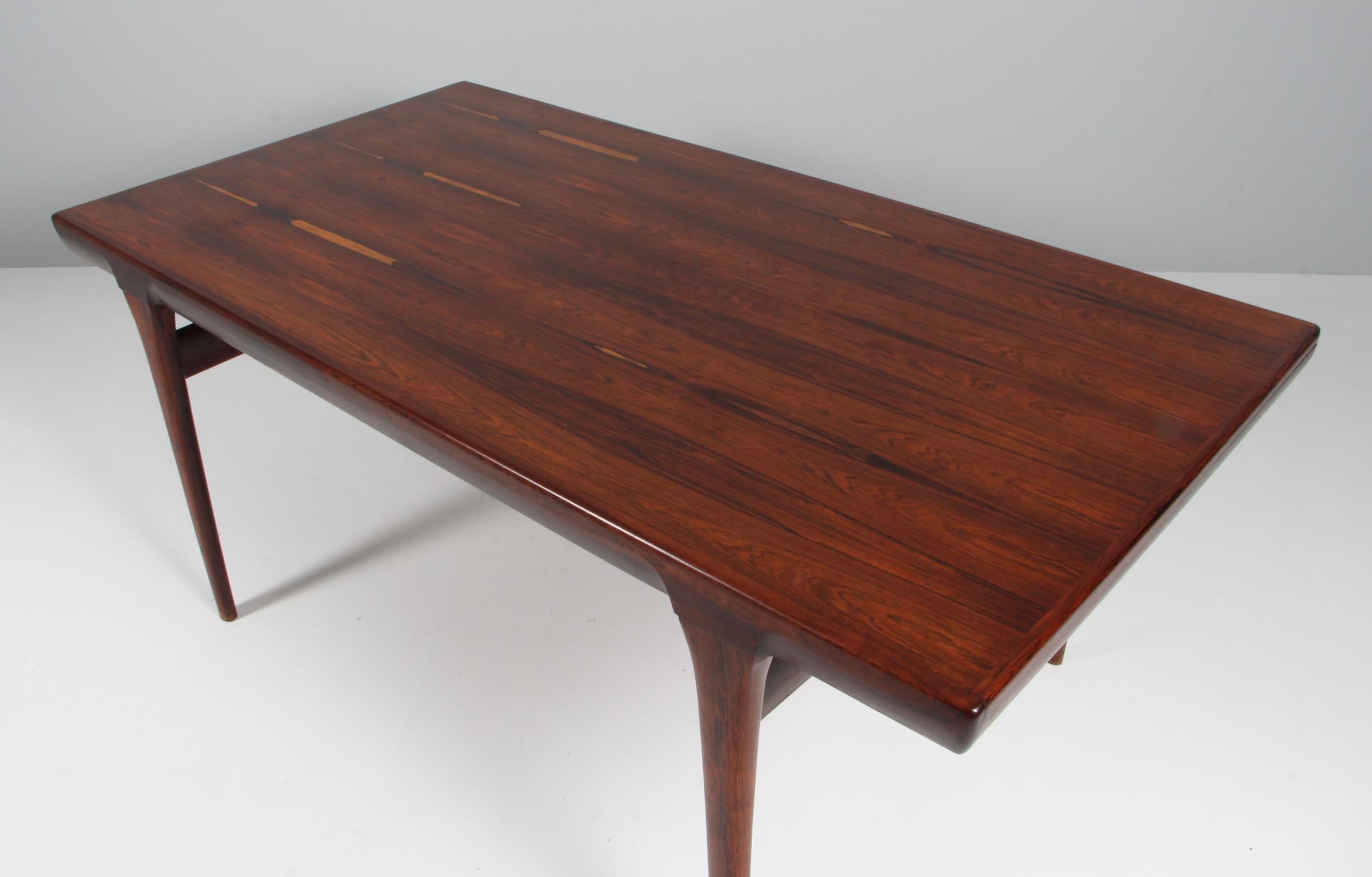 Scandinave moderne Table de canapé Ib Kofod-Larsen en teck