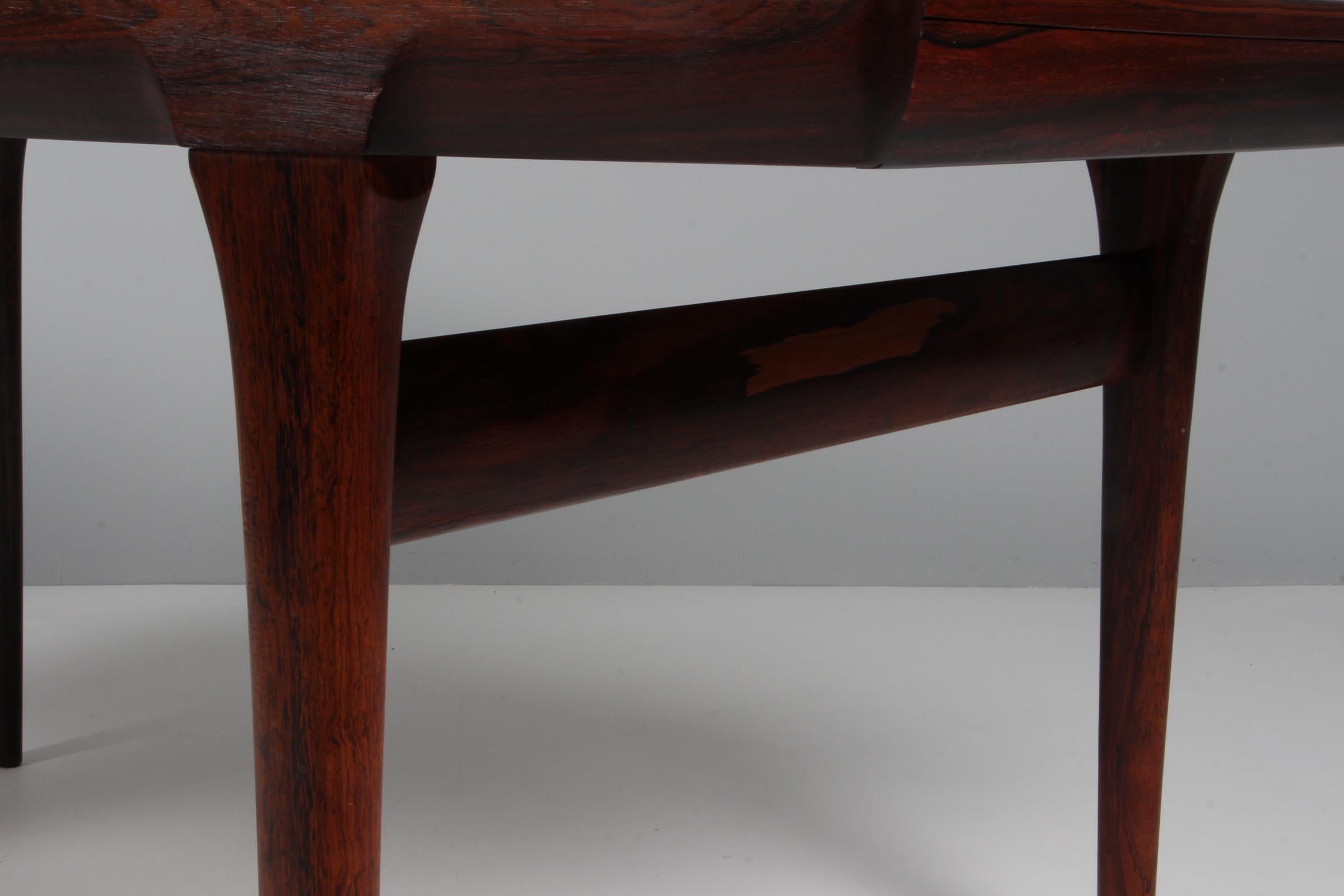 Table de canapé Ib Kofod-Larsen en teck Bon état à Esbjerg, DK