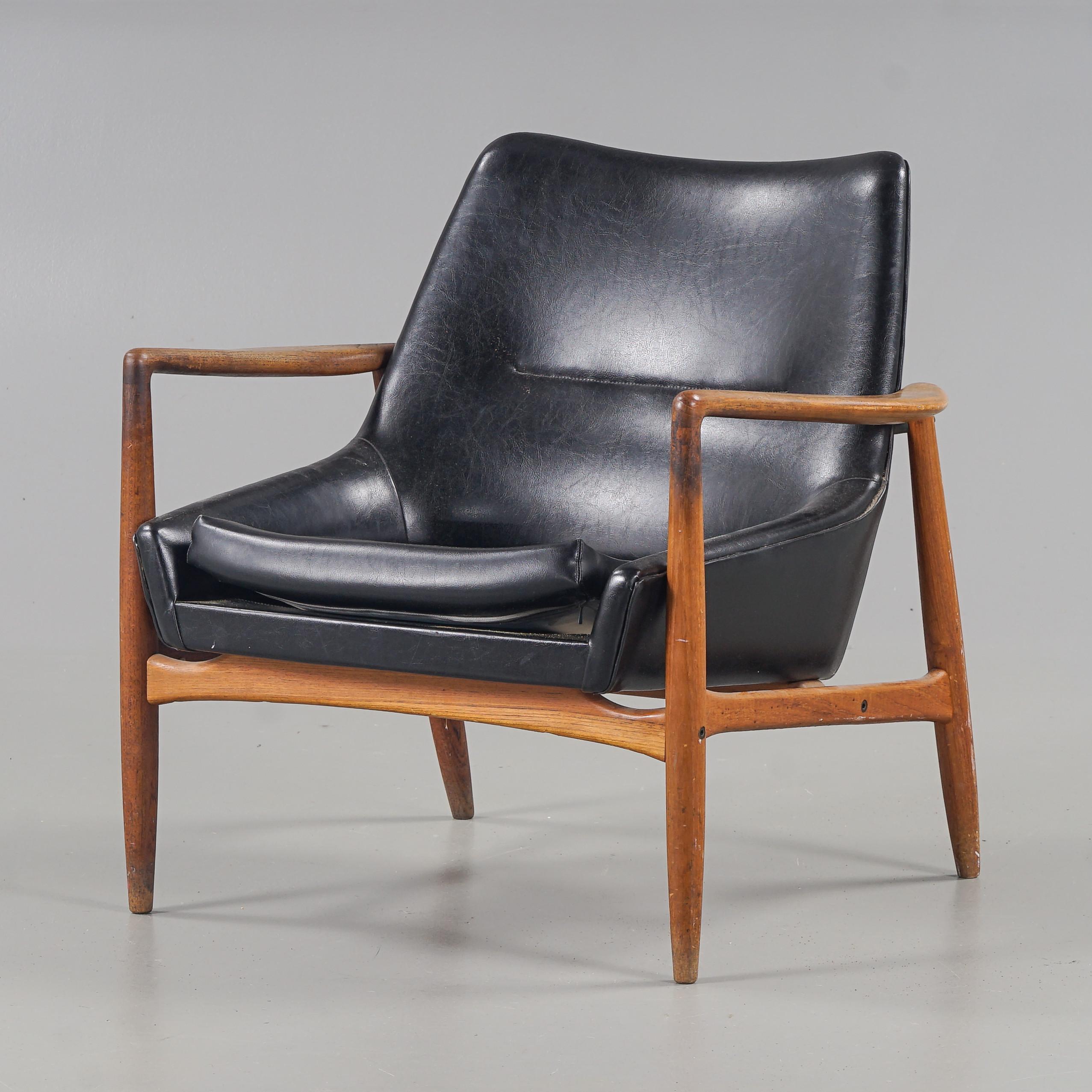 Fauteuil de style Ib Kofod-Larsen par ire Mobler Suède 1950 en vente 1
