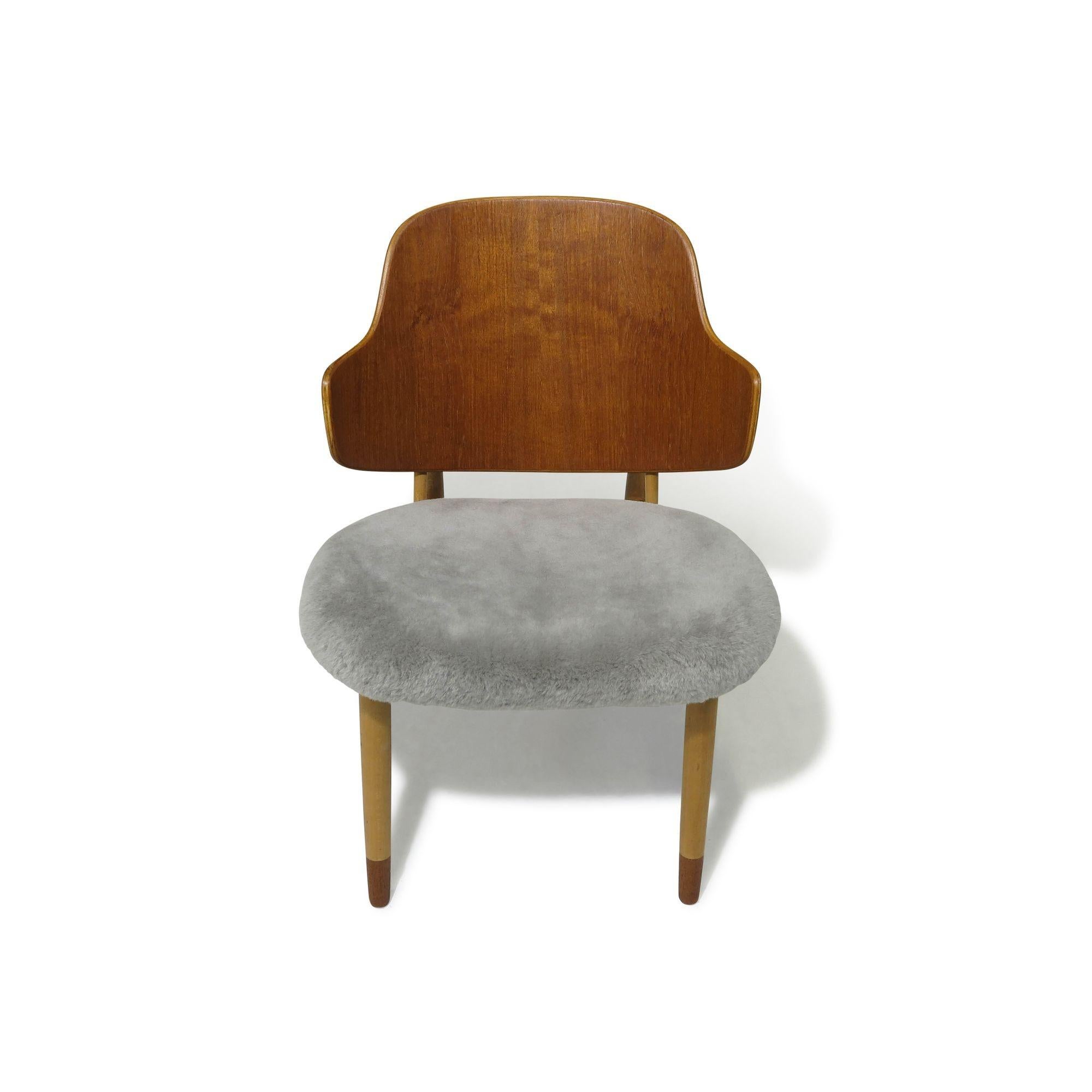 Ib Kofod Larsen Teak and Beech Lounge Chair For Sale 1
